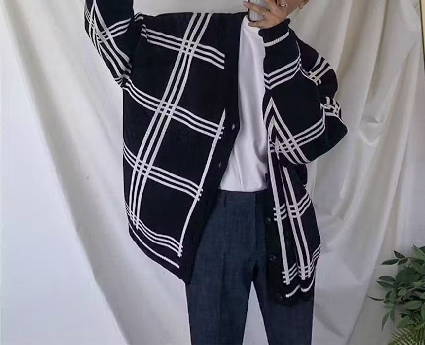 Flannel Graphic Pattern Detail Black Cardigan Sweater
