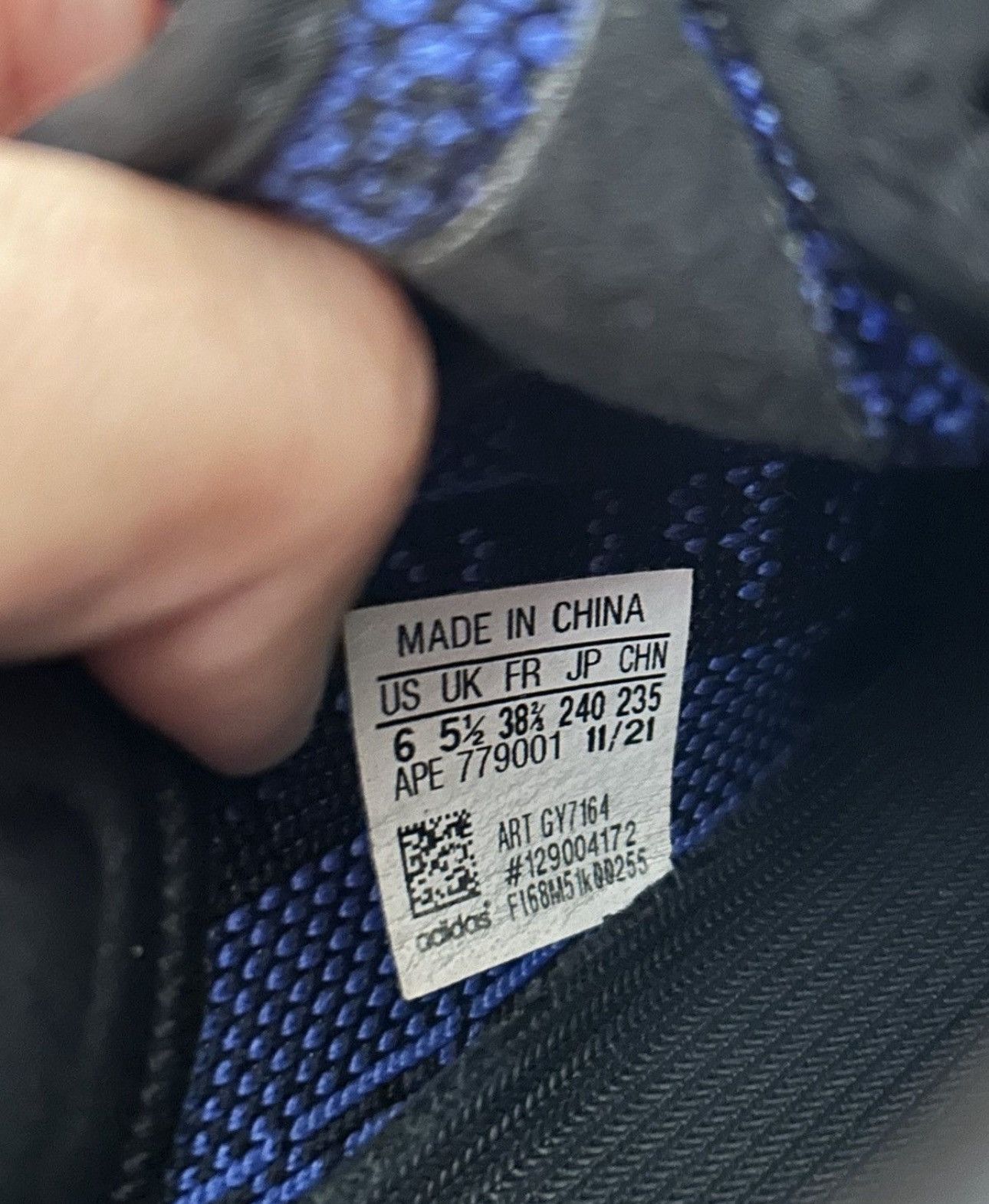 Yeezy Boost 350 V2 Dazzling Blue Size 6