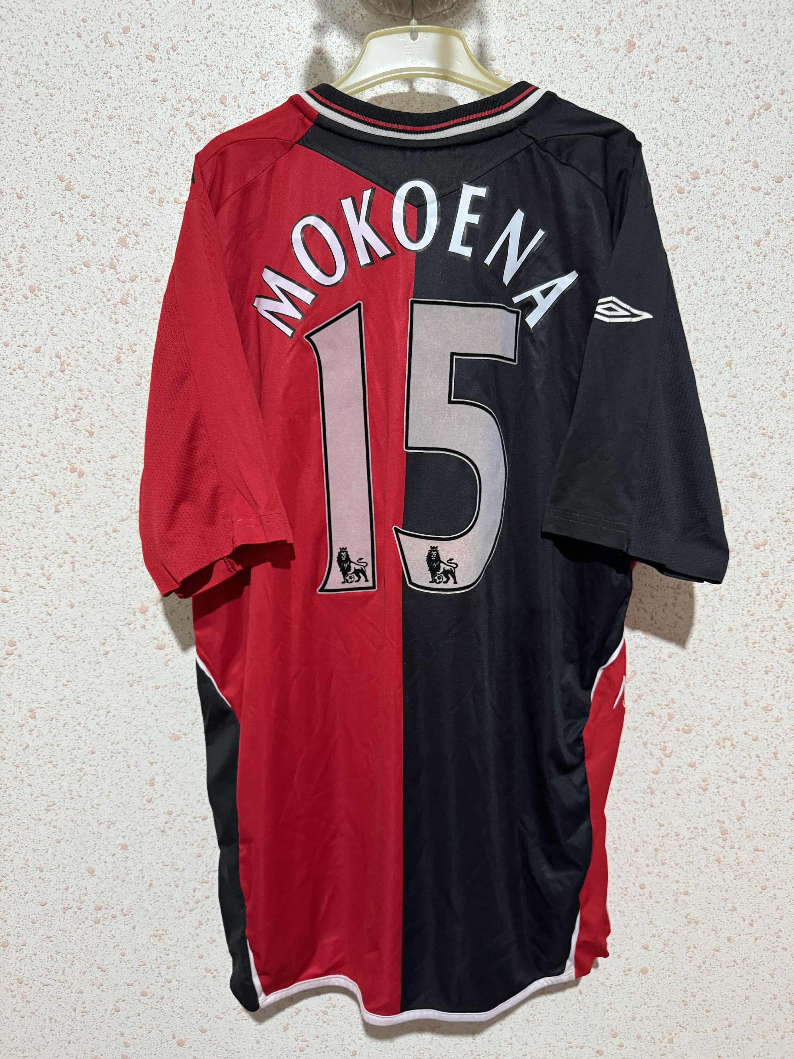 Umbro × Vintage Blackburn Rovers 2007/08 Away Shirt Mokoena #15 Size US XL / EU 56 / 4 - 2 Thumbnail