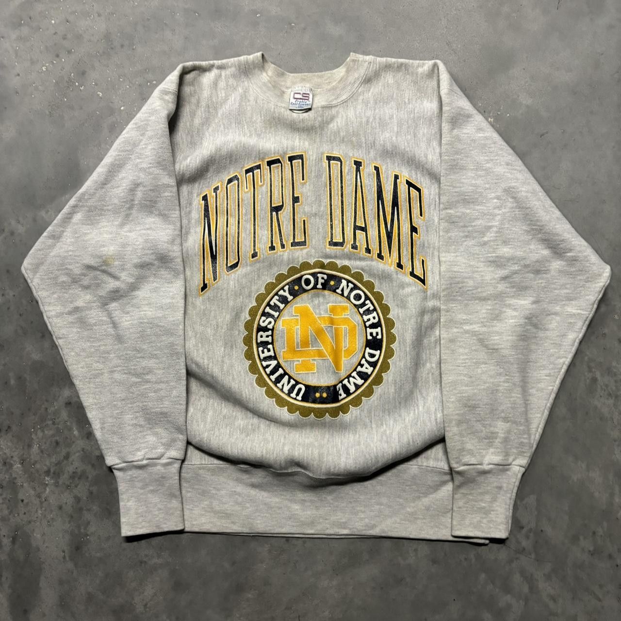 Vintage Crazy Vintage 90s Norte Dame College Reverse Weave College Essential Sweatshirt! Size US L / EU 52-54 / 3 - 1 Thumbnail