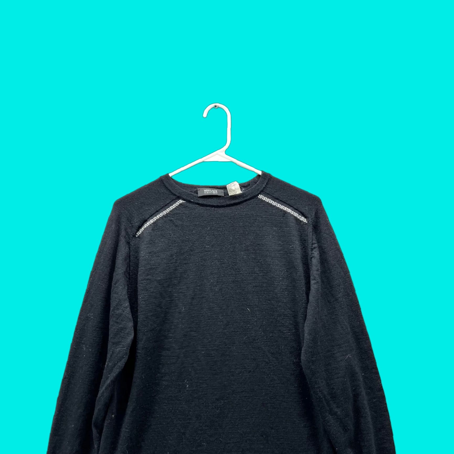 Versace VINTAGE Versace Sweater Men Large Black Pullover Crewneck Classic V2 Pure Wool Italy Size US L / EU 52-54 / 3 - 1 Thumbnail