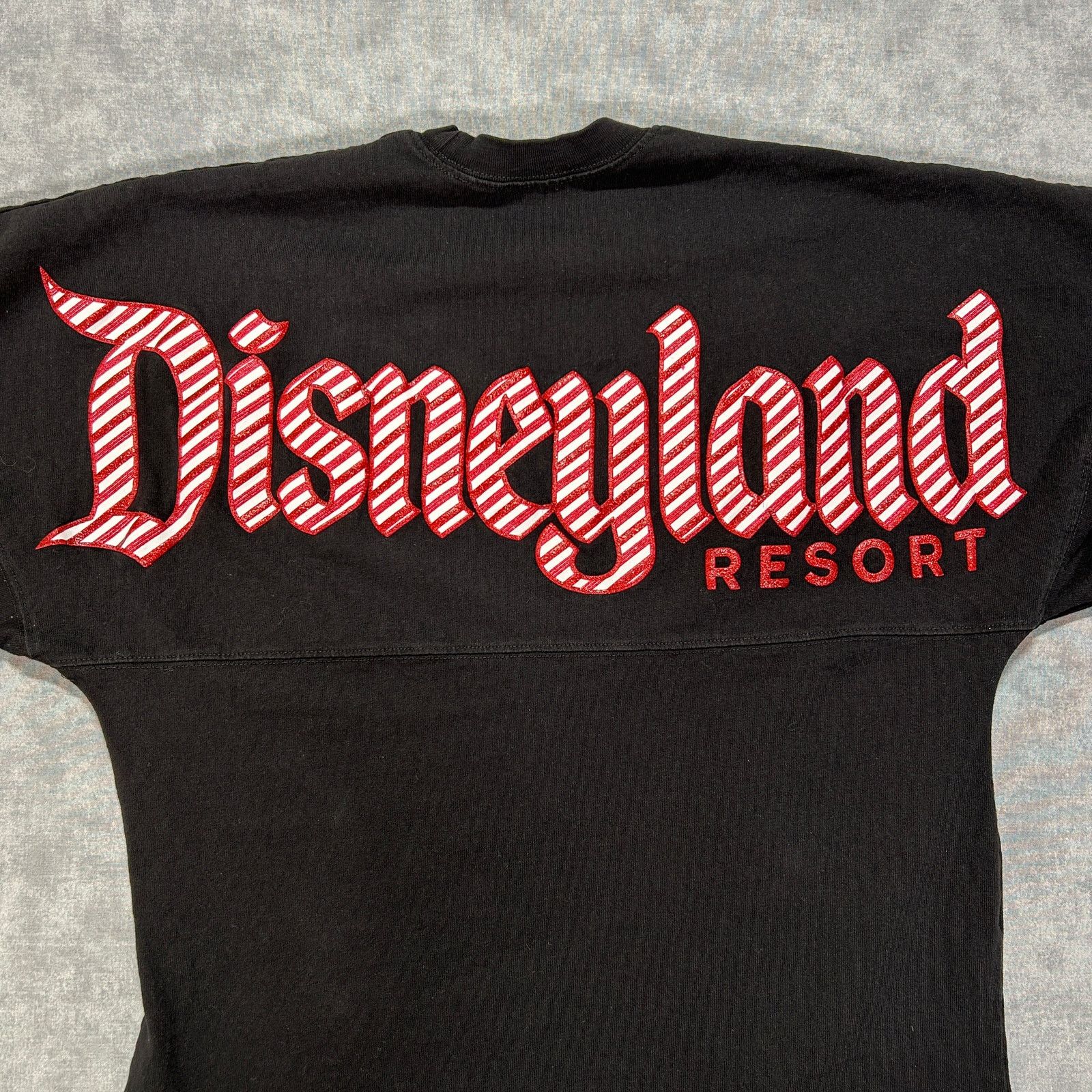 Disney Spirit Jersey Disneyland 2019 Candy Cane Christmas womens XS Size XS / US 0-2 / IT 36-38 - 3 Thumbnail