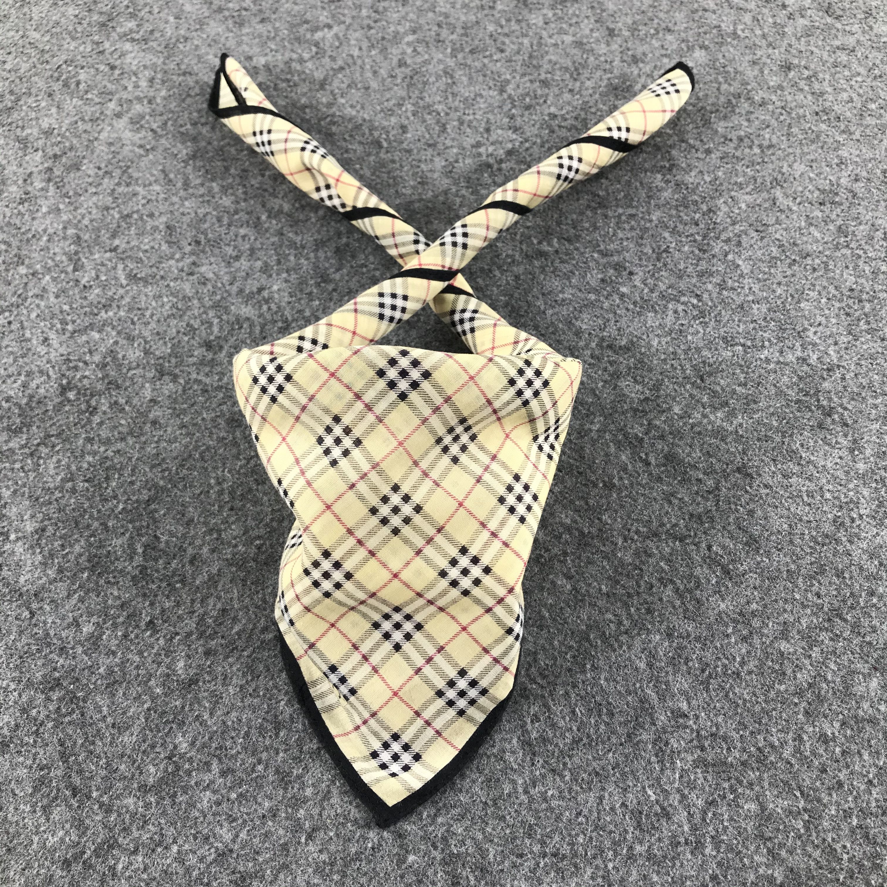 Burberry Burberry Handkerchief Bandana Neckerchief H396 Size ONE SIZE - 1 Thumbnail