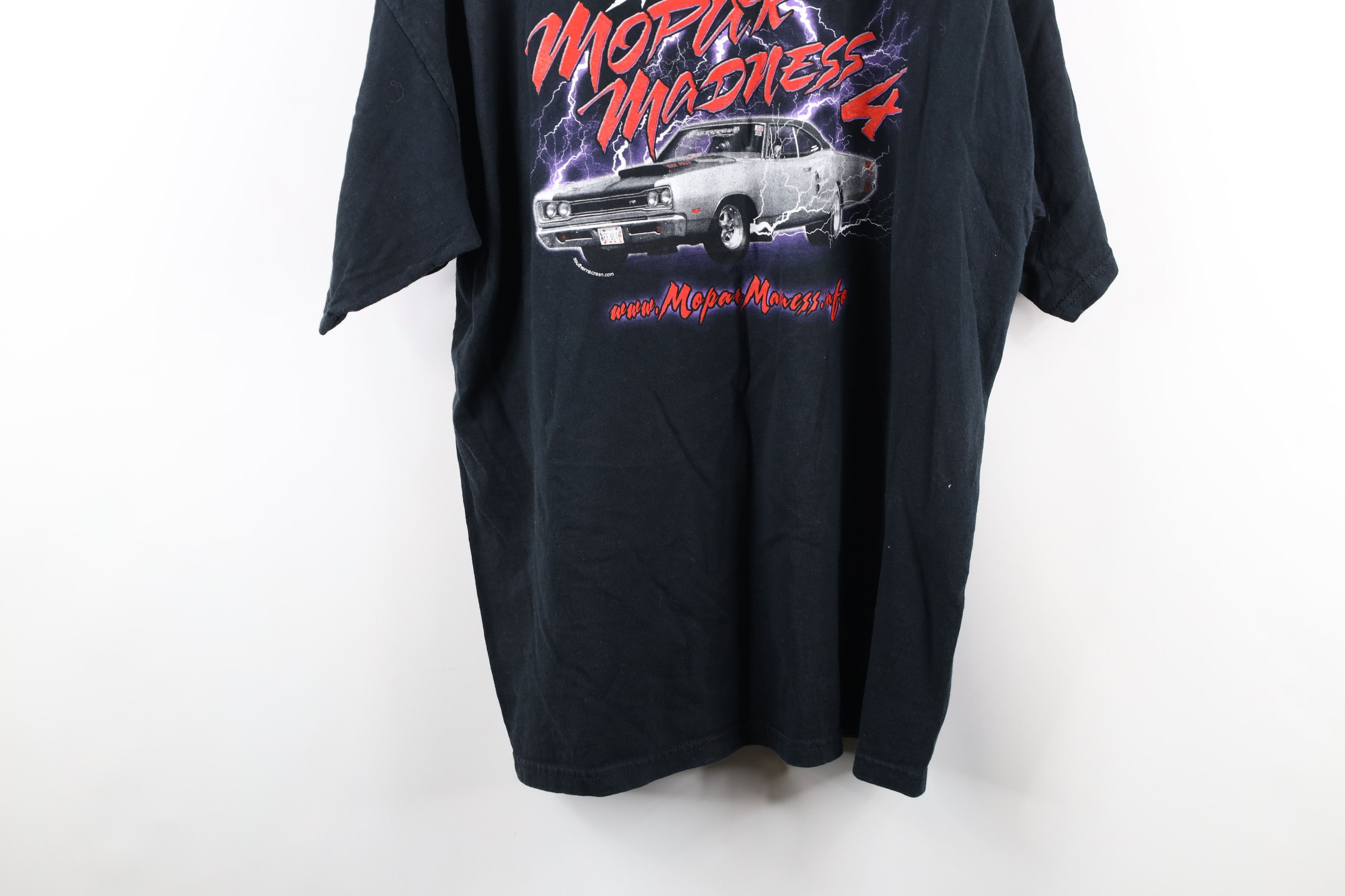 Vintage Vintage Y2K 2006 Out Mopar Racing Virginia Pocket T-Shirt Size US XL / EU 56 / 4 - 11 Thumbnail