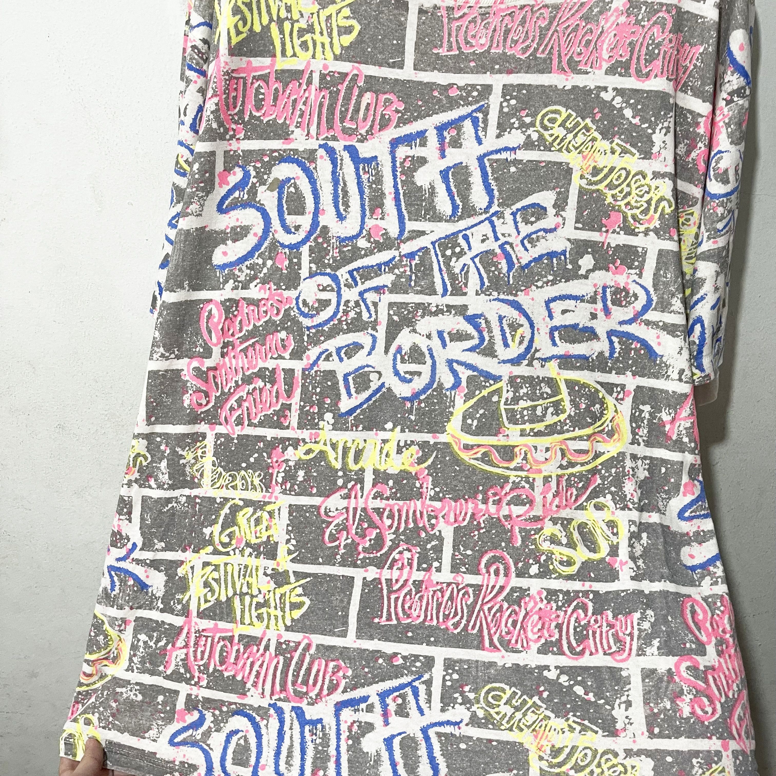 Arts & Science × Vintage Vintage 90s South Of The Border Graffiti Shirt Size US XL / EU 56 / 4 - 4 Thumbnail