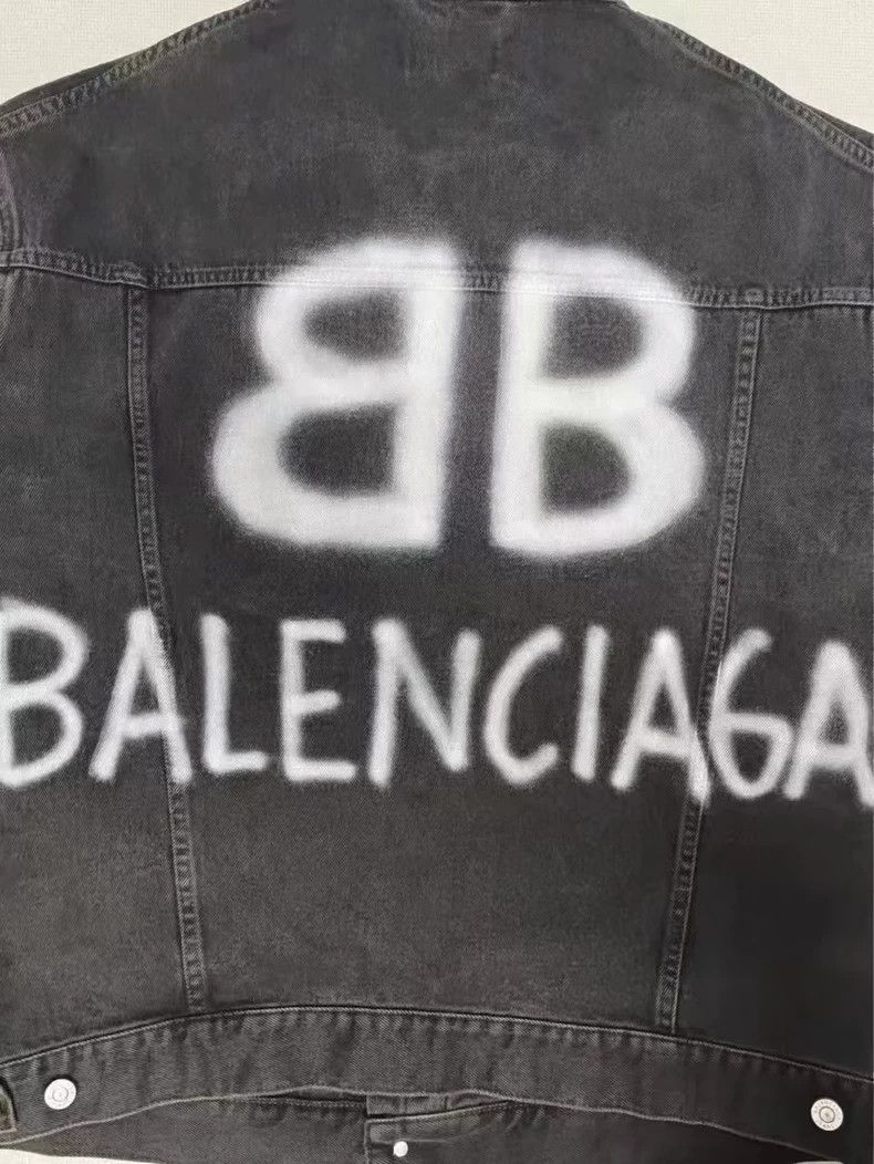 Balenciaga Balenciaga 22ss spray painted graffiti double B night light Size US XS / EU 42 / 0 - 3 Thumbnail