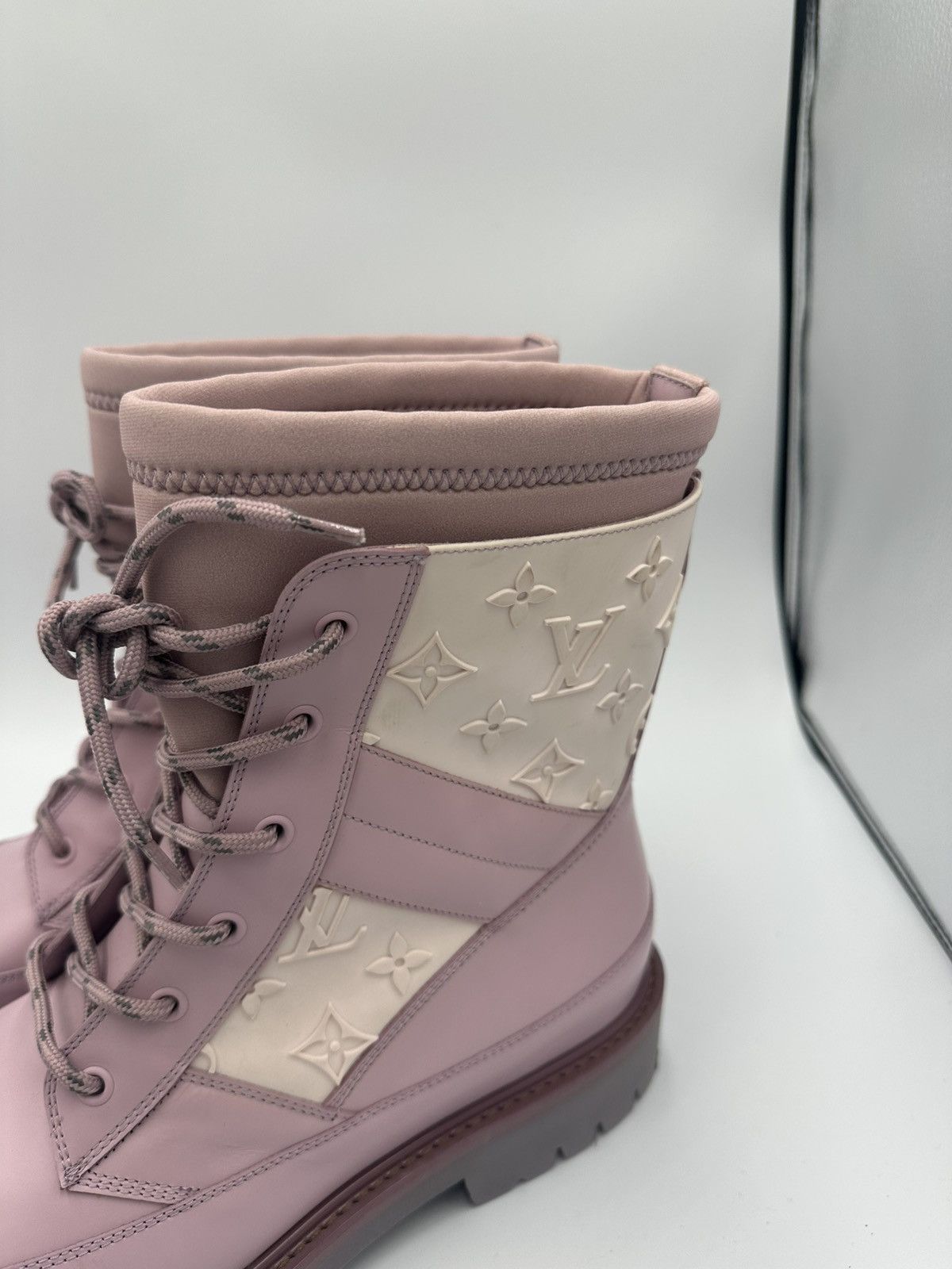 Louis Vuitton Louis Vuitton Boots Size US 10 / EU 43 - 14 Thumbnail