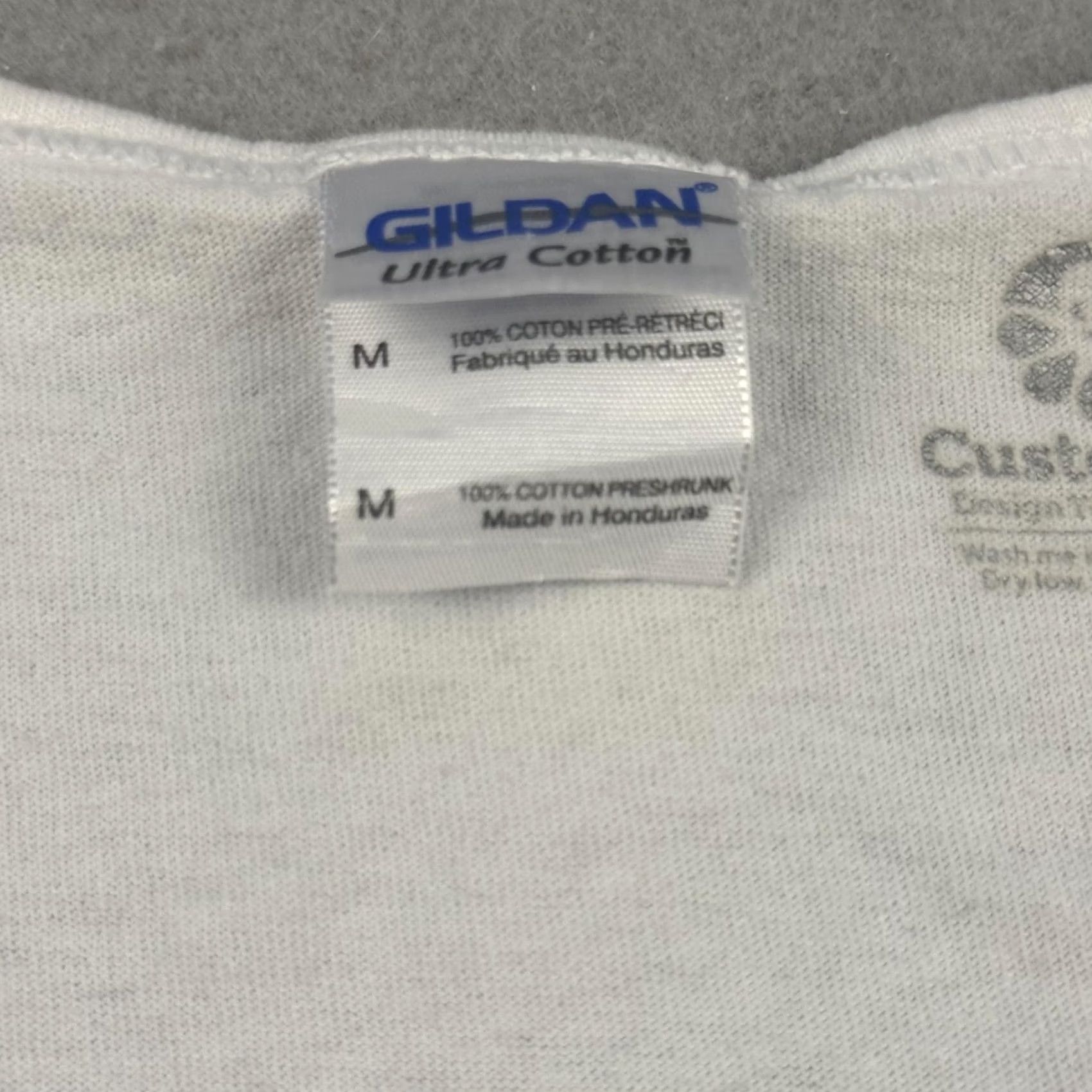Gildan VINTAGE? NO -> None. Title: YOLO Bicycle Tank Top Mens Medium White Gildan Size US M / EU 48-50 / 2 - 6 Thumbnail