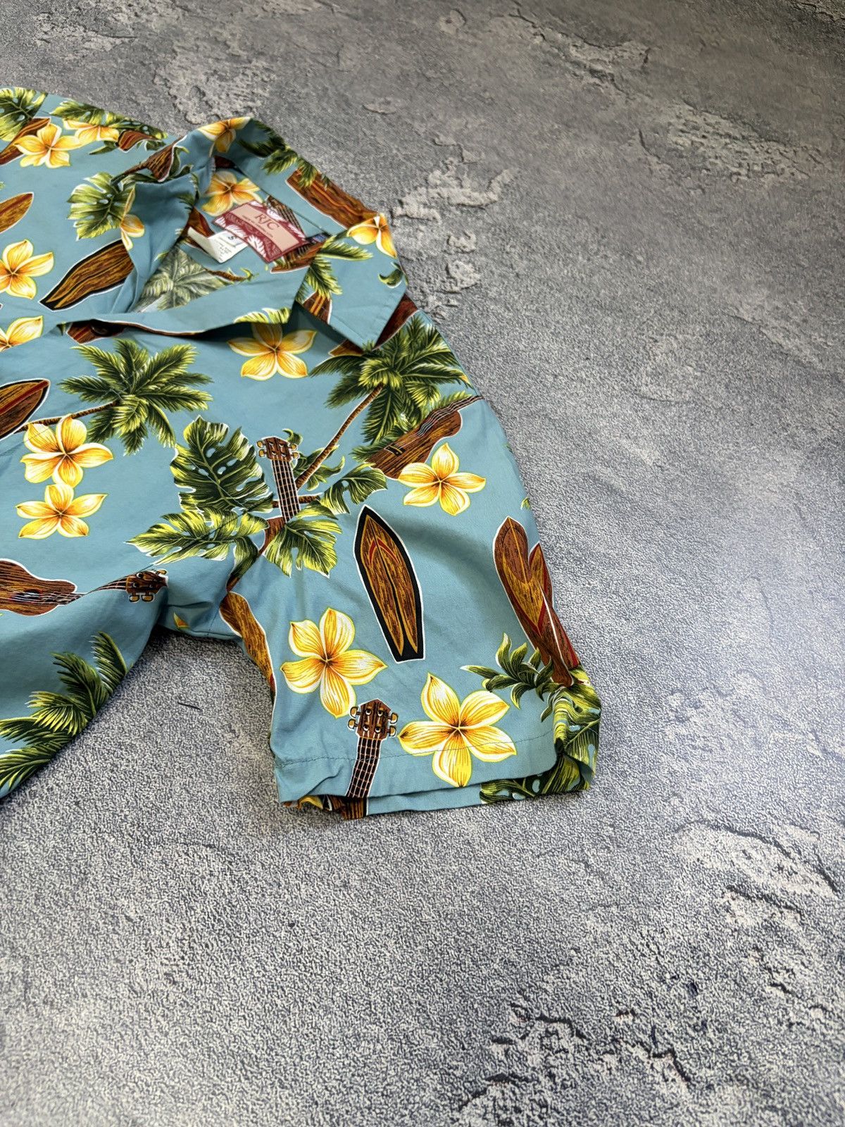 Vintage RJC Hawaiian Aloha Shirt Blue Surfboard Ukulele Palm USA S Size US S / EU 44-46 / 1 - 6 Thumbnail