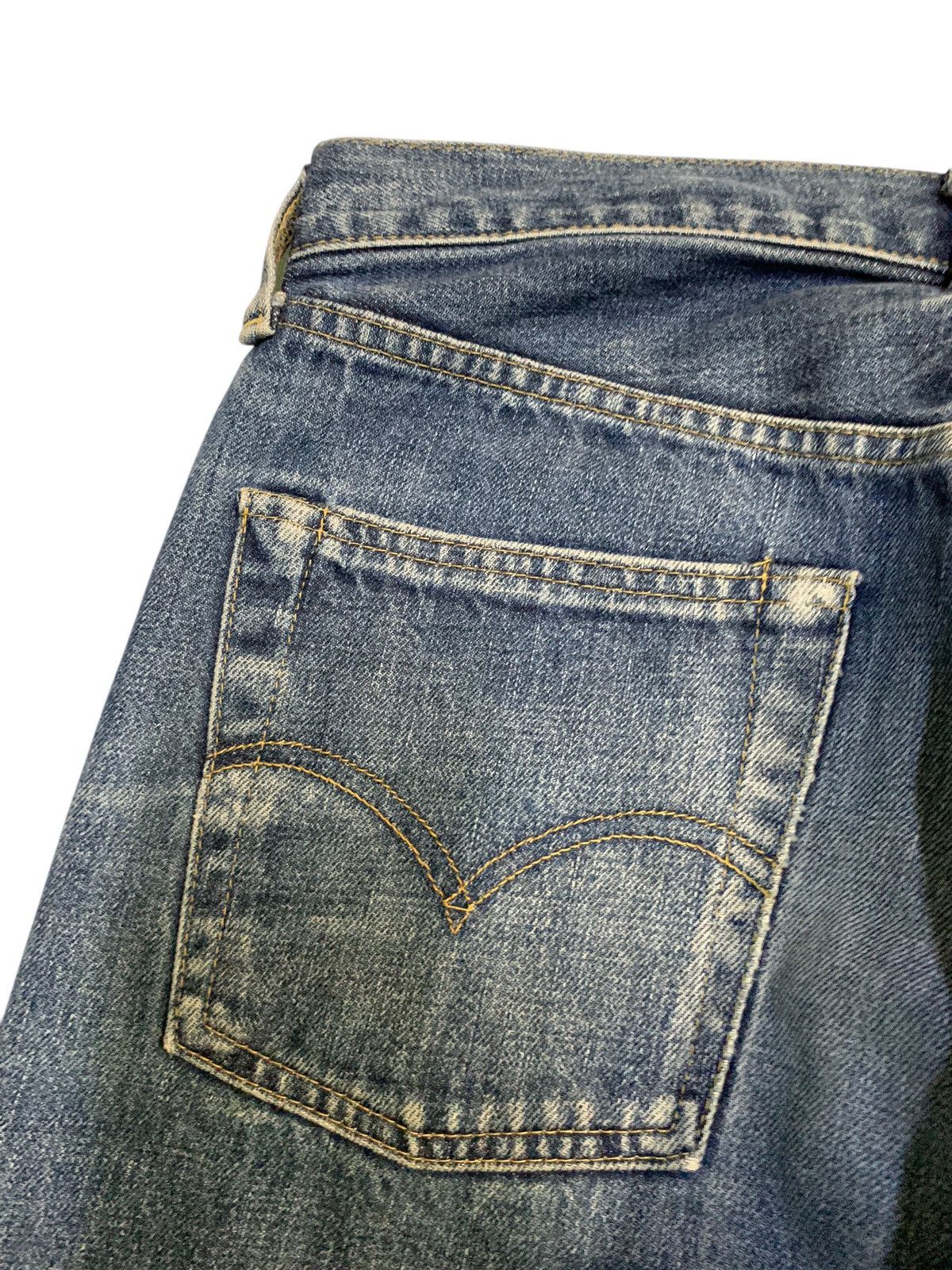 Levi's VINTAGE LEVIS 503B SELVEDGE BIG E FADED DISTRESSED DENIM Size US 28 / EU 44 - 13 Thumbnail