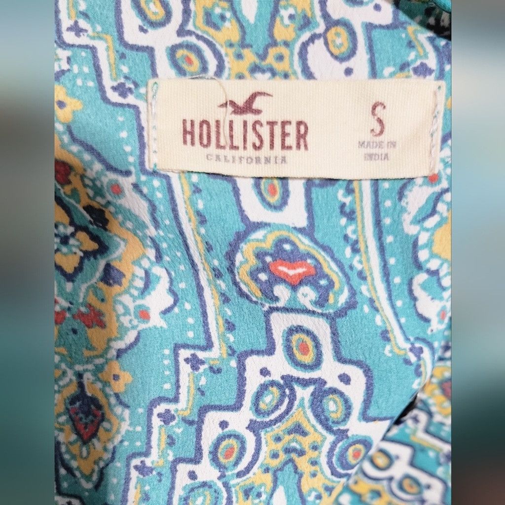 Hollister Hollister printed spaghetti strap tank top cami size small Size S / US 4 / IT 40 - 5 Thumbnail