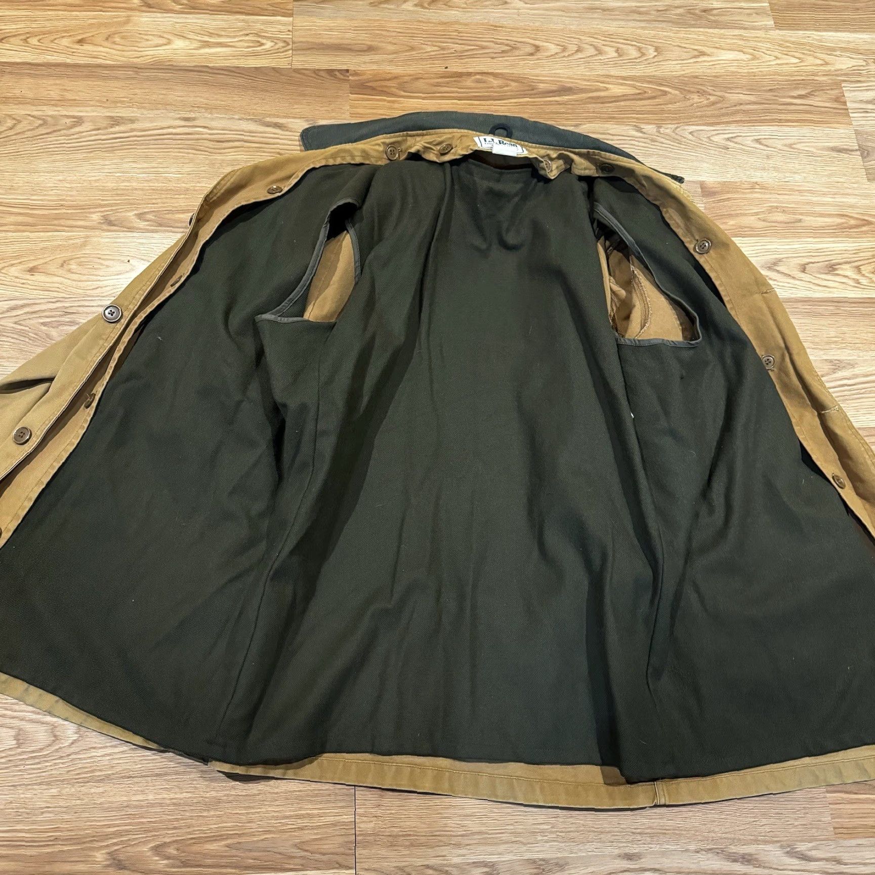 Vintage VINTAGE LL Bean Chore Coat Jacket USA Made 2XL Brown Canvas Lined Flannel Full Zip Button Casual Workwear Men Midwest US 90s Size US XXL / EU 58 / 5 - 3 Thumbnail