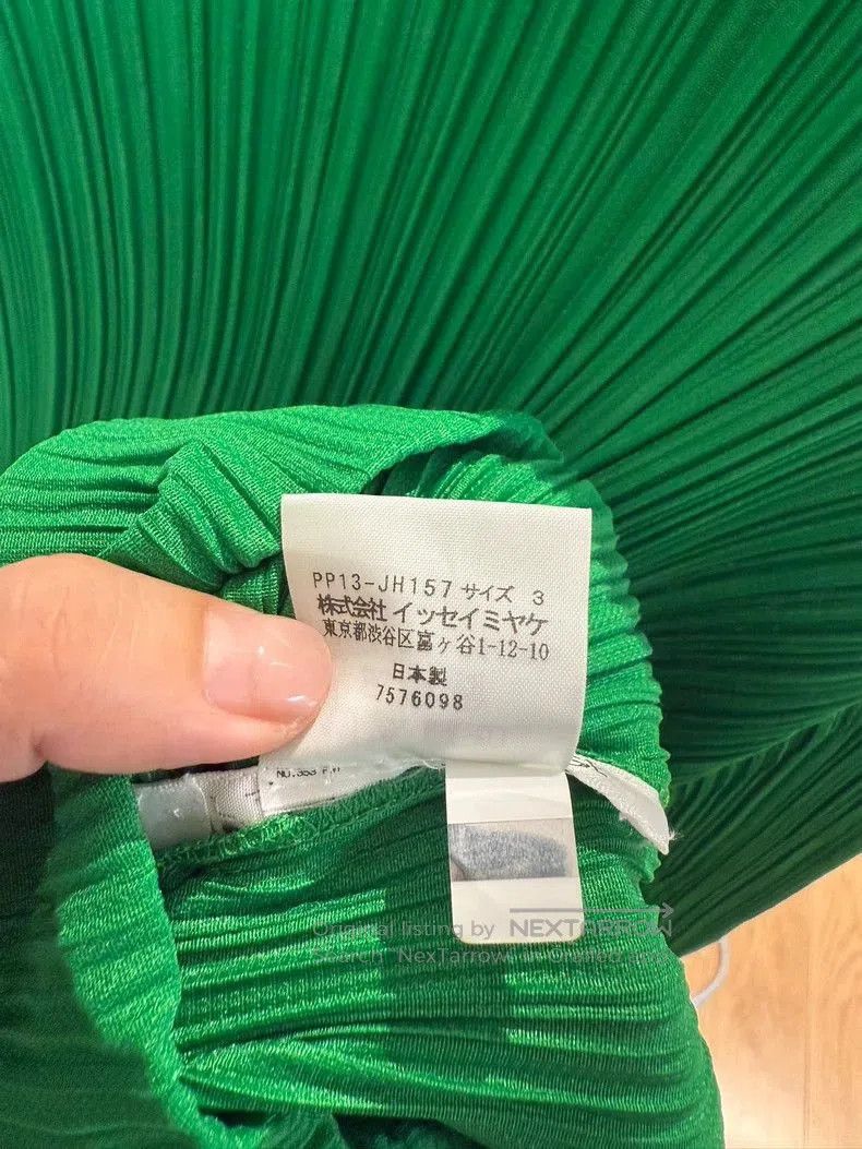 Issey Miyake Issey Miyake Pleated Green Long Sleeve Dress . Size M / US 6-8 / IT 42-44 - 4 Thumbnail