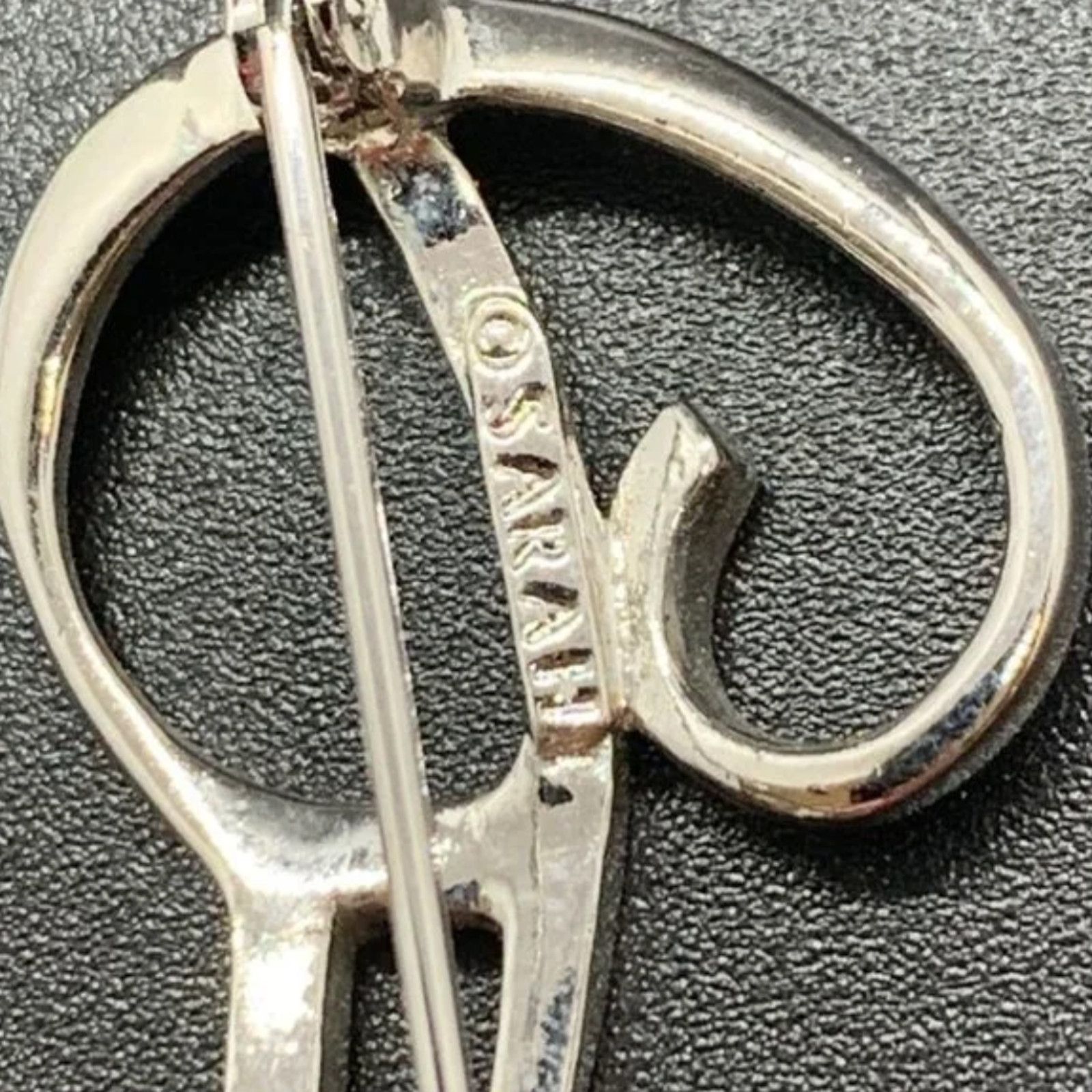 Other Sarah Coventry Vintage Silver Tone Letter Initial R Brooch Size ONE SIZE - 3 Thumbnail