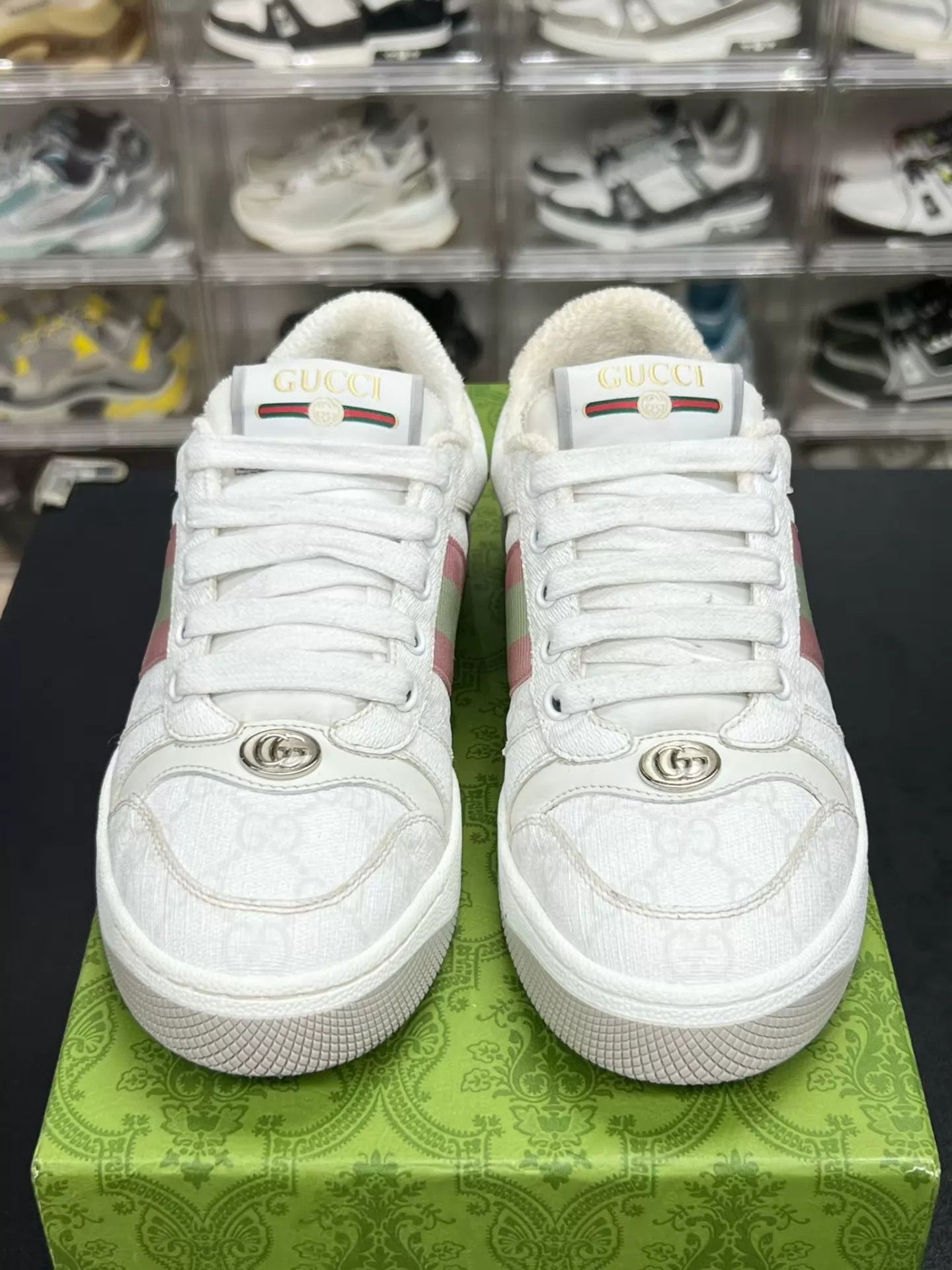 Gucci GUCCI Gray & White Sneakers 36 (Lightly Used) Size US 5.5 / IT 35.5 - 2 Thumbnail