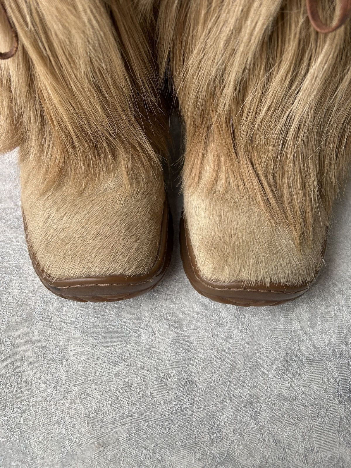 Japanese Brand Y2K Vintage Real Fur Fluffy Winter Boots Size US 7 / IT 37 - 11 Thumbnail