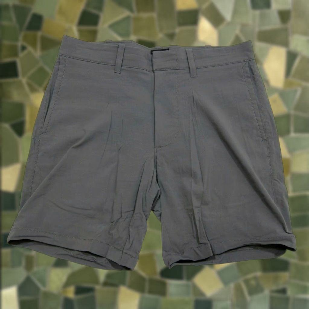 J.Crew J.Crew Grey Nylon Stretch Comfort Casual Travel Hike Chino Shorts Women 28 Zip Pockets Gray 90s? Size 28" / US 6 / IT 42 - 1 Thumbnail