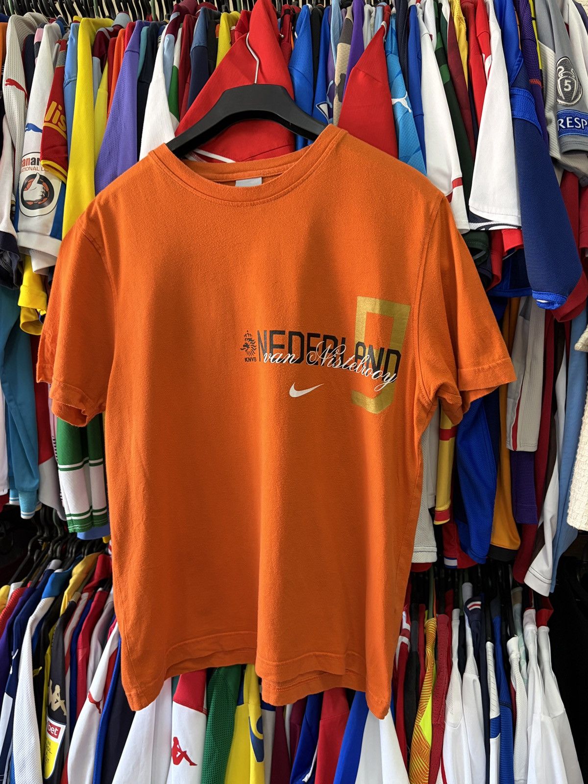 Nike Vintage Nike 2006 Netherlands V. Nistelrooy Orange T-Shirt L Size US L / EU 52-54 / 3 - 13 Thumbnail