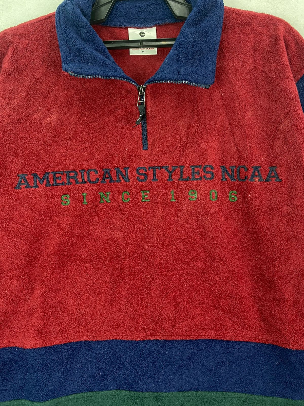 Vintage NCAA Size US M / EU 48-50 / 2 - 6 Thumbnail