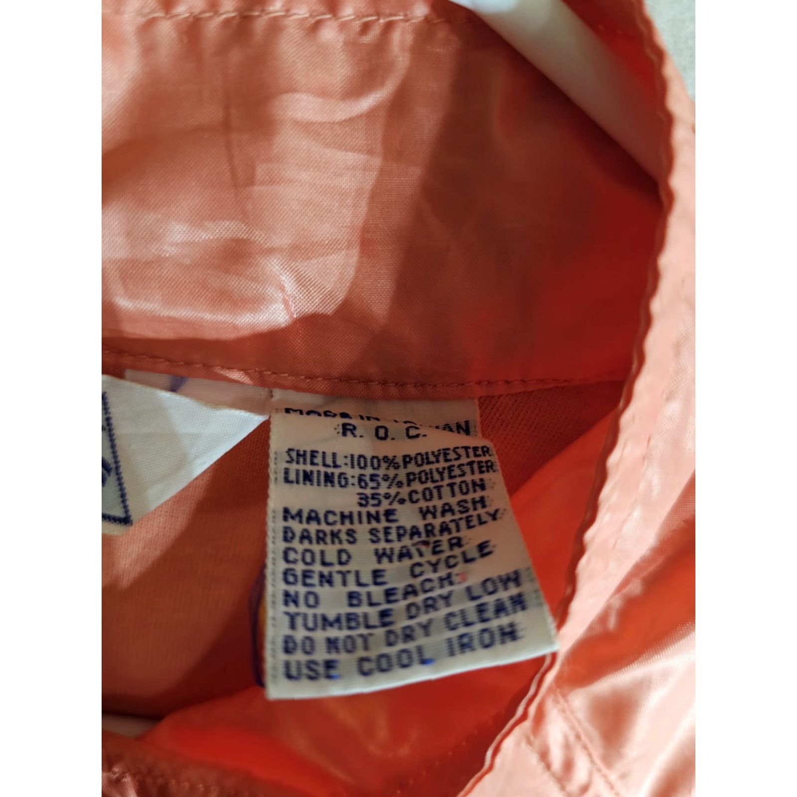 Le Coq Sportif VINTAGE Le Coq Sportif Classic 80s Tracksuit Jacket & Pants Womens Sz Med Peach Satin 80s Logo Size 32" / US 10 / IT 46 - 7 Thumbnail