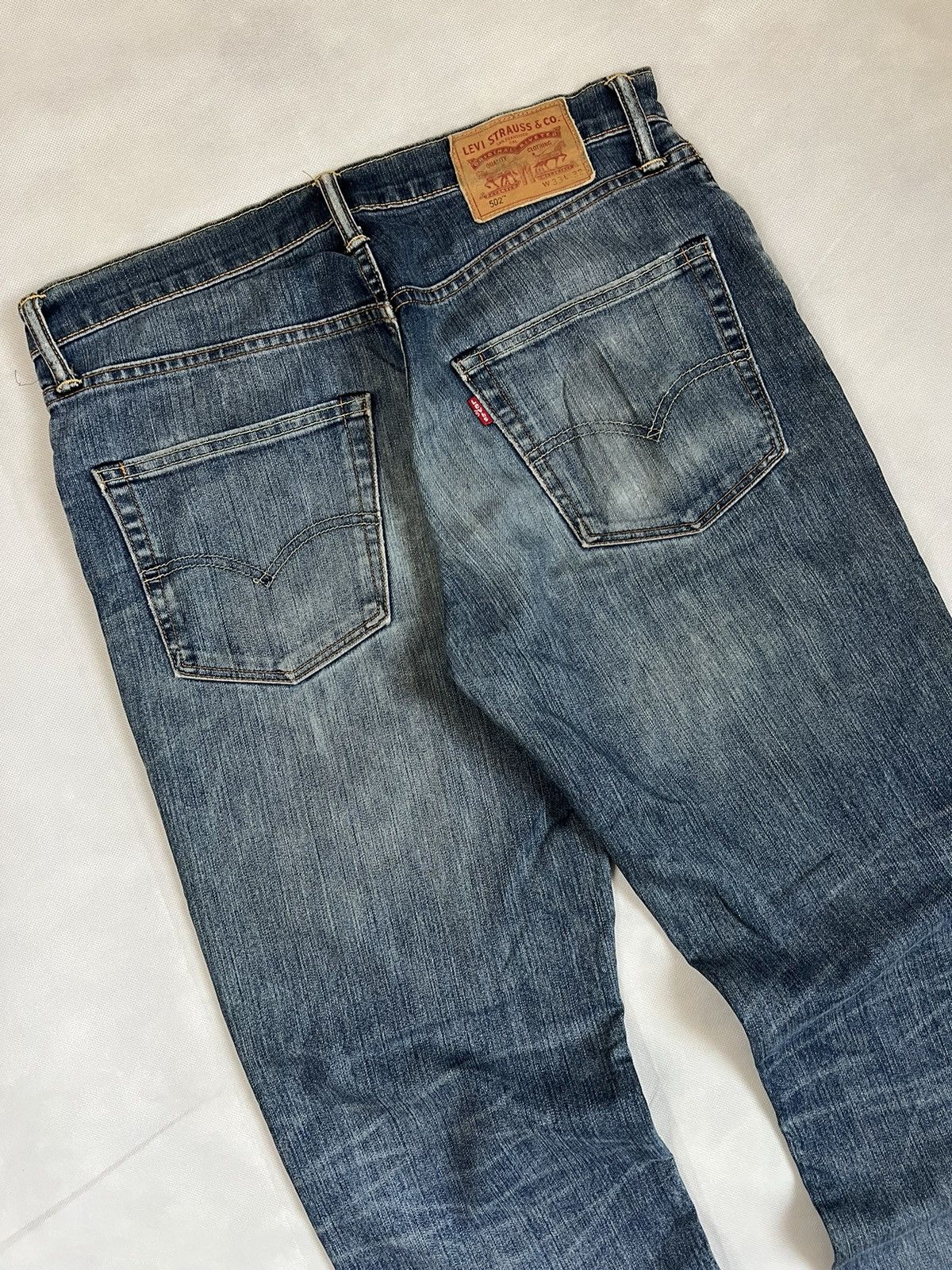 Levi's Vintage Clothing Vintage Levis 502 Blue Wash Distressed Denim Size US 35 - 14 Thumbnail