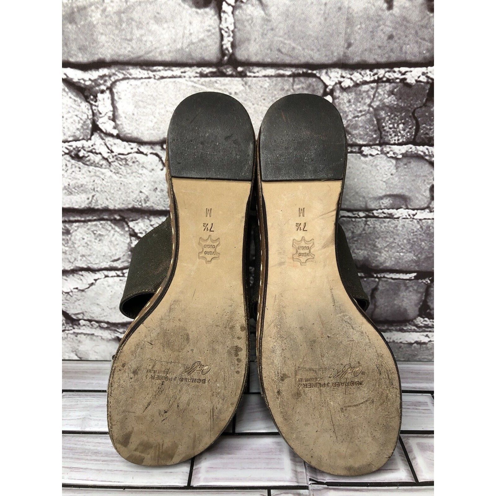 Donald Pliner Donald Pliner Shera Copper Metallic Straps Cork Wedge Sandal Size US 7.5 / IT 37.5 - 6 Thumbnail