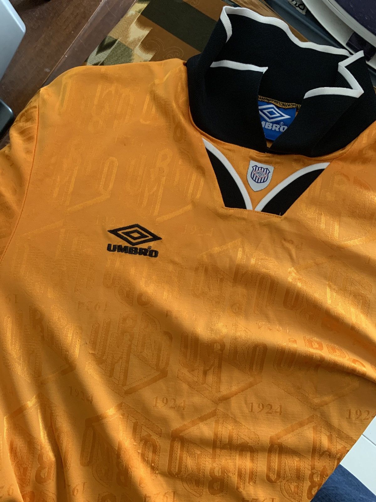 Umbro × Vintage Vintage Umbro Orange Jersey with Retro Design (1924 pattern) Size US L / EU 52-54 / 3 - 11 Thumbnail