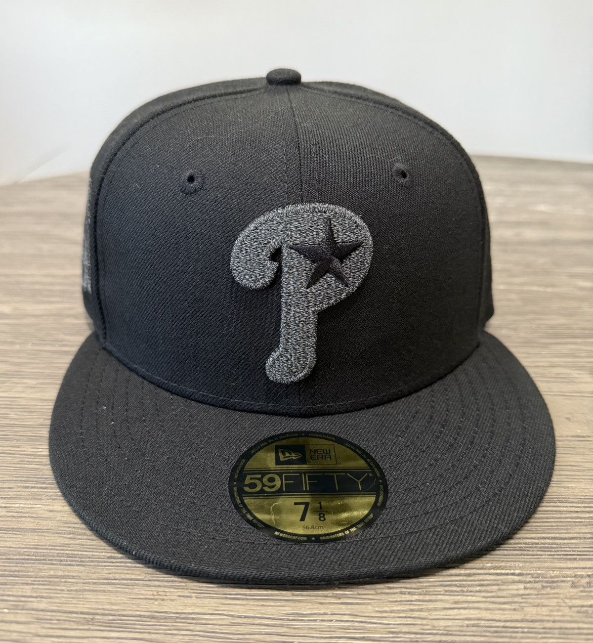 Hat Club × New Era Size 7 1/8 - Hat Club Exclusive Philadelphia Phillies Size ONE SIZE - 2 Thumbnail