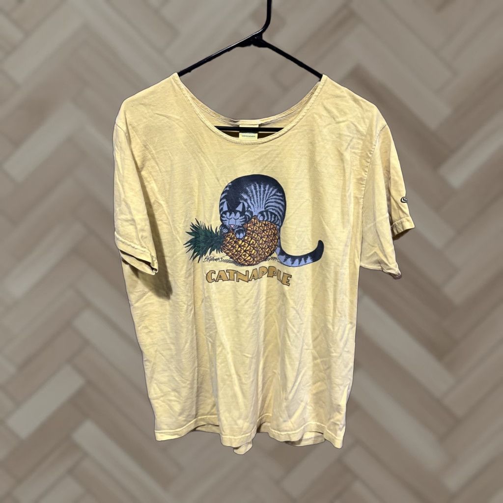 Vintage VINTAGE B. Kilban Cat T Shirt Sz L Adult Women’s Catnapple Pineapple Dyed Size L / US 10 / IT 46 - 1 Thumbnail