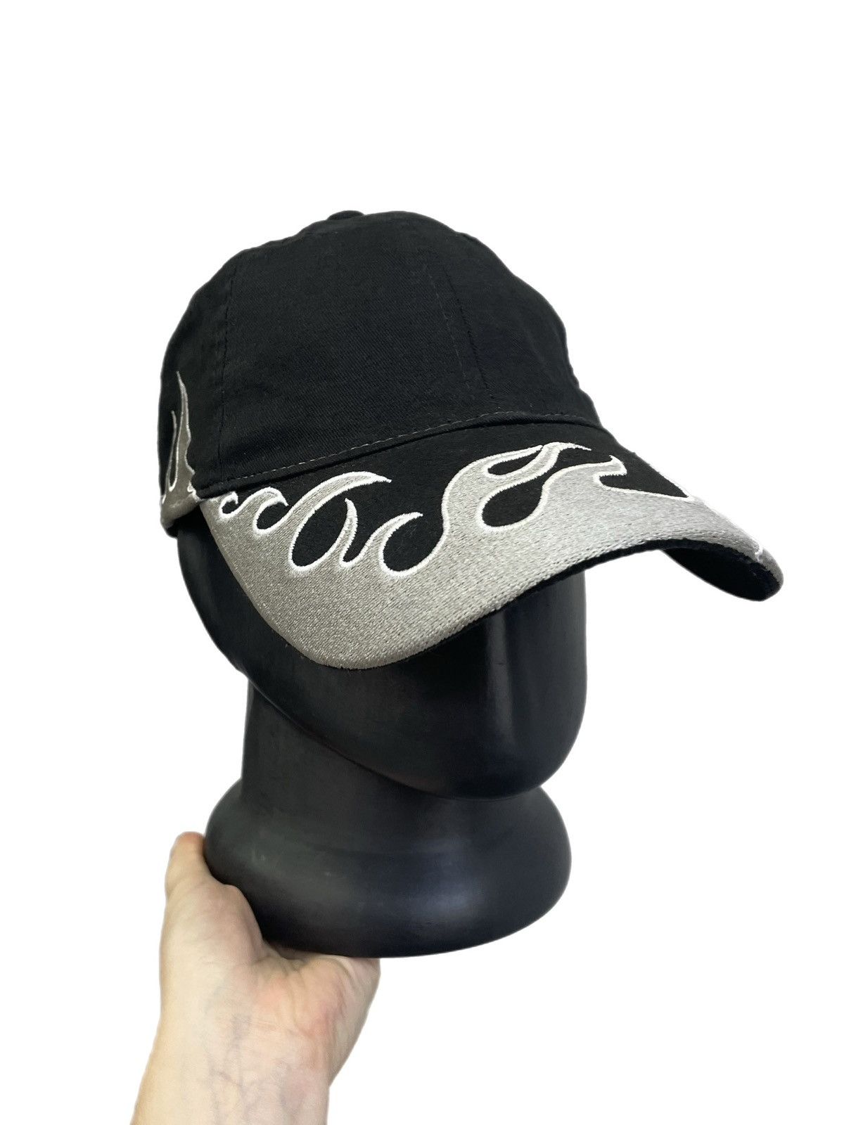 Japanese Brand Vintage black flame embroidered cap Y2K yeezy style Size ONE SIZE - 3 Thumbnail