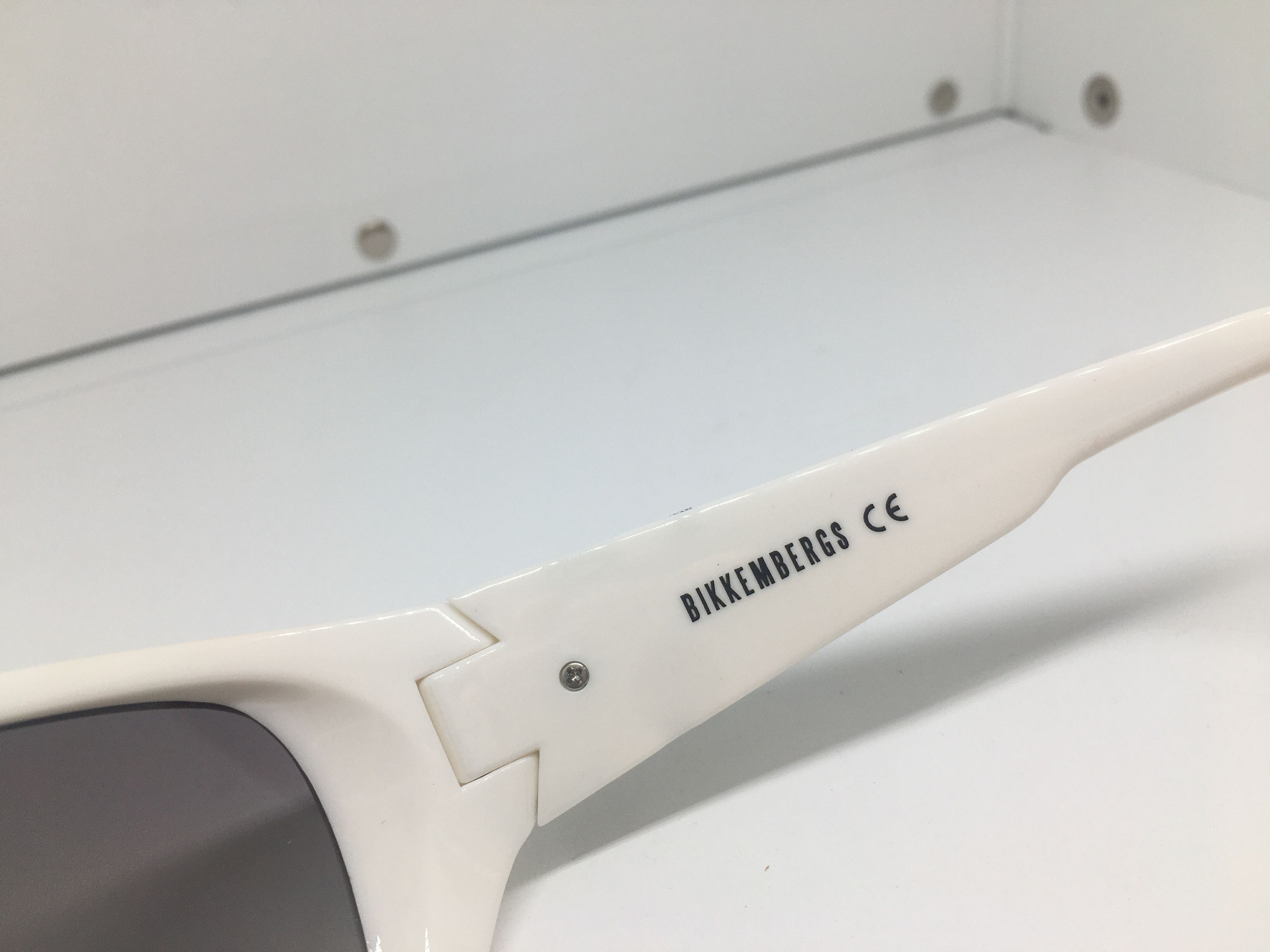 Other BIKKEMBERGS WHITE Wrapped Sunglasses Frame Size ONE SIZE - 4 Thumbnail