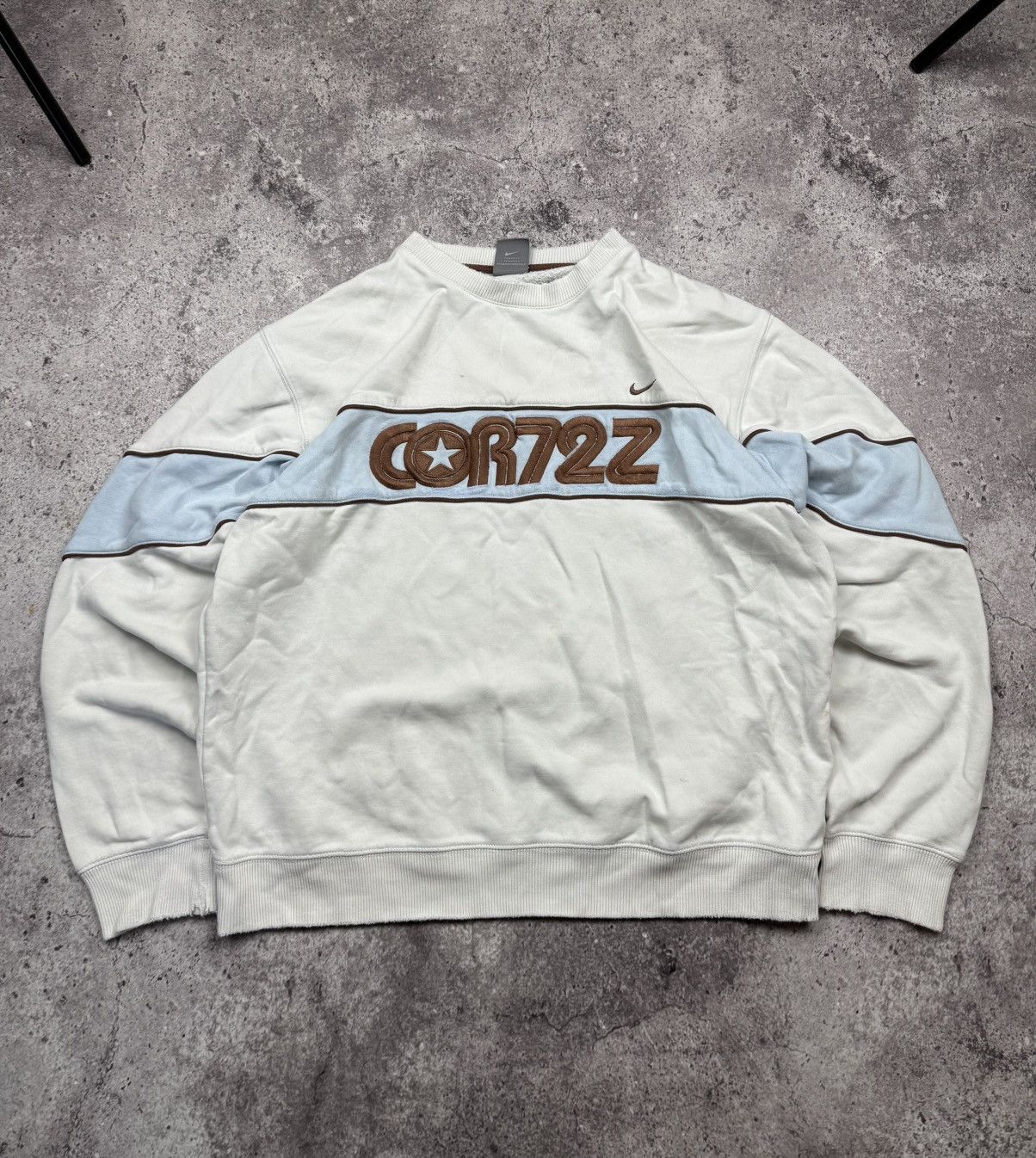 Nike 00’s Nike Cortez Y2K Distressed Swoosh Sweatshirt Baggy Size US L / EU 52-54 / 3 - 1 Thumbnail