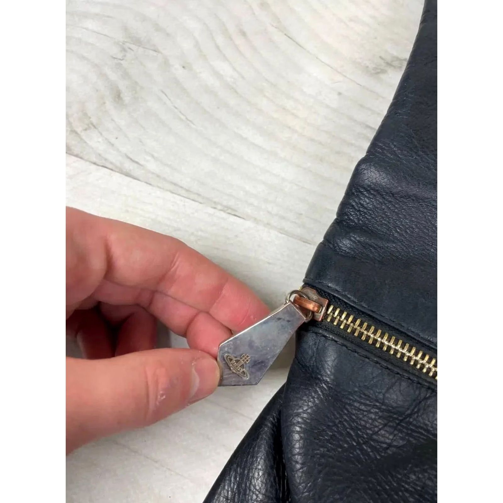Vivienne Westwood Vivienne Westwood Shoulder Bag Black Leather Women's Logo Orb 18/28/7cm Vintage: No Size ONE SIZE - 4 Thumbnail