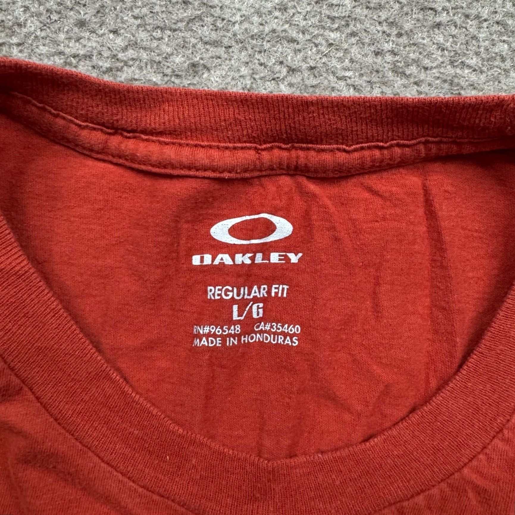 Oakley Oakley Shirt Mens Orange Small Short Sleeve Crew Neck Logo Casual Outdoor Adults T-Shirt Regular Cotton Knit All Seasons Mens Size US S / EU 44-46 / 1 - 2 Thumbnail