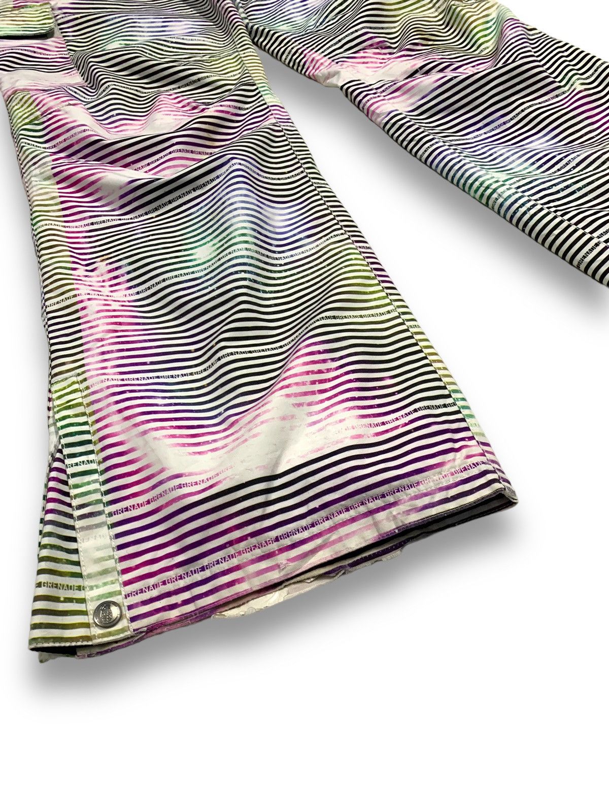 Japanese Brand Grenade “Viva La Grenade” Galaxy Print Snowboarding Pants Size US 34 / EU 50 - 11 Thumbnail
