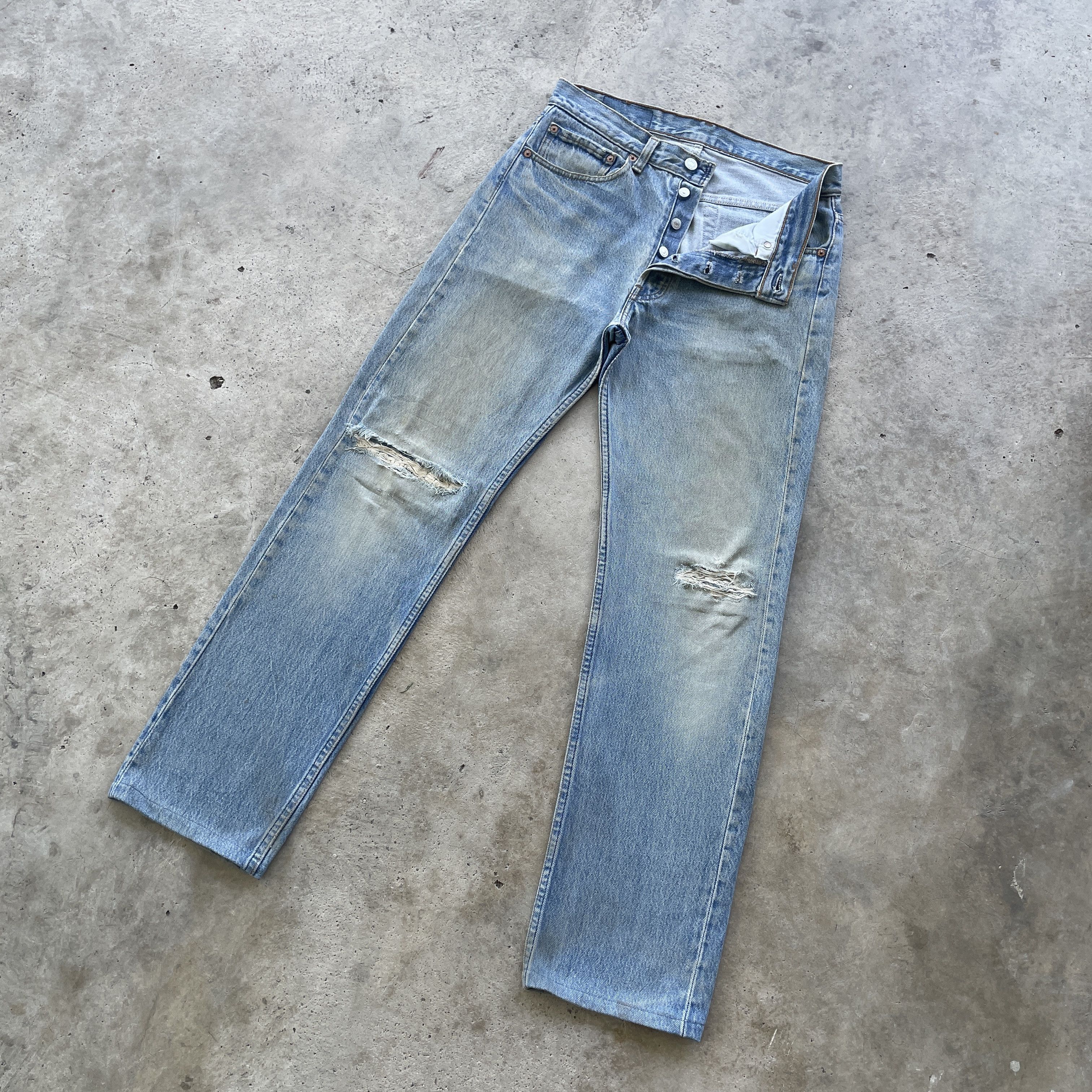 Jean × Levi's × Levi's Vintage Clothing VINTAGE 90s LEVI’S 501 USA FADED RUSTY JEANS DISTRESS PANTS Size US 31 - 1 Thumbnail