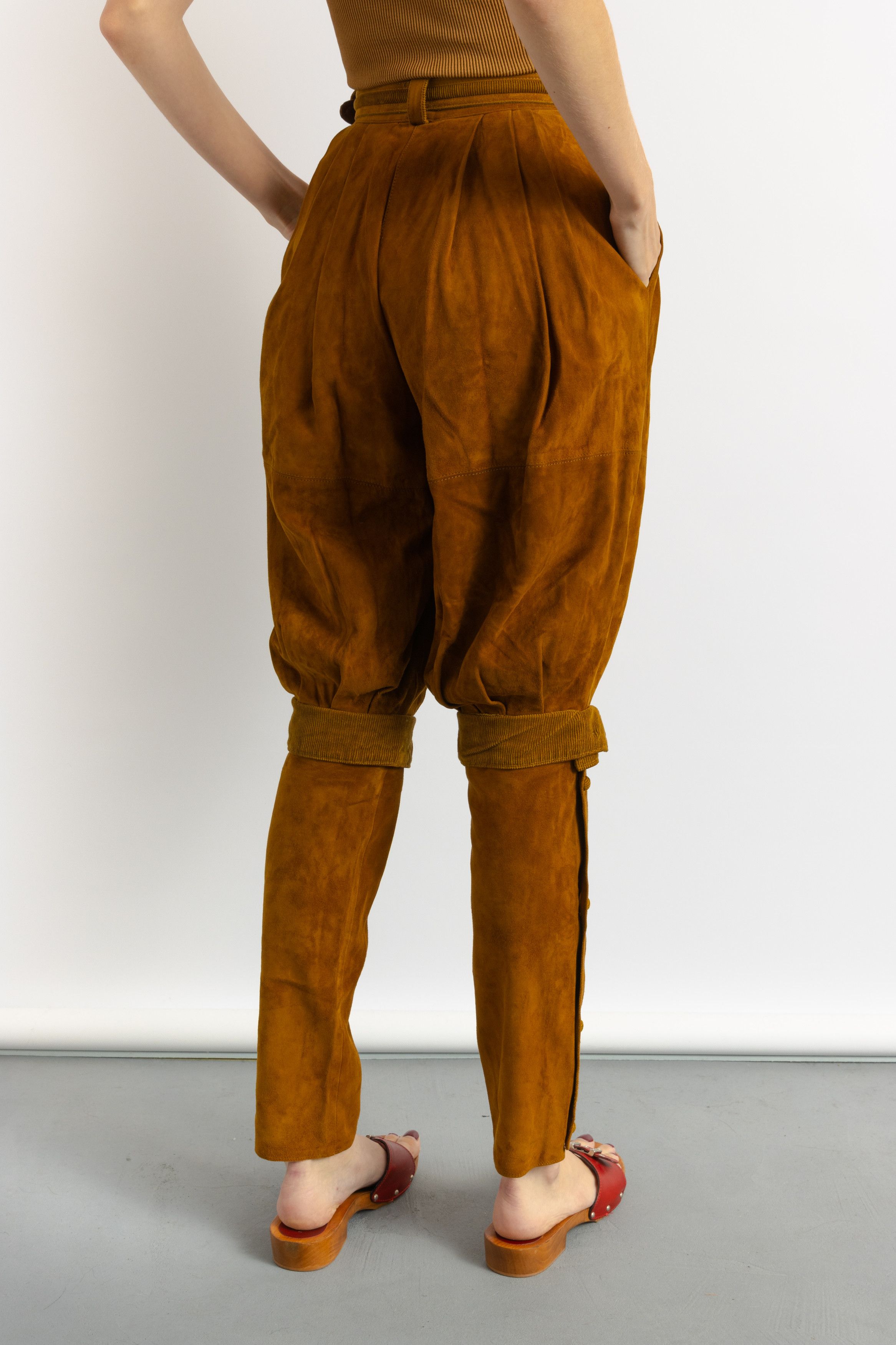 Versace Gianni Versace High-waisted Suede Brown Balloon Pants 5914 Size 25" / US 0 / IT 36 - 5 Thumbnail