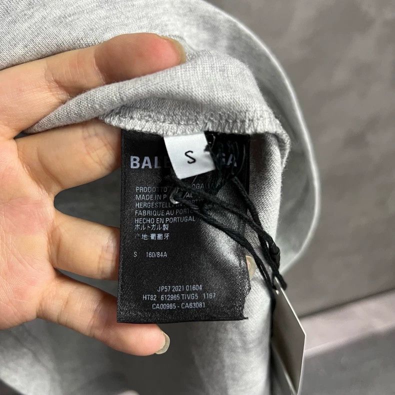 Balenciaga Balenciaga Grey Logo Printed Retro Plain Short Sleeve T-Sh Size US S / EU 44-46 / 1 - 3 Thumbnail
