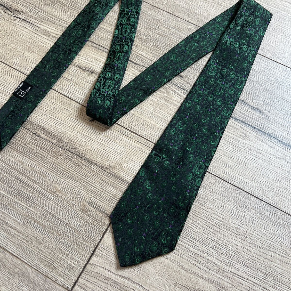 Versace Gianni Versace Vintage Silk 100% Tie Made In Italy Size ONE SIZE - 2 Thumbnail