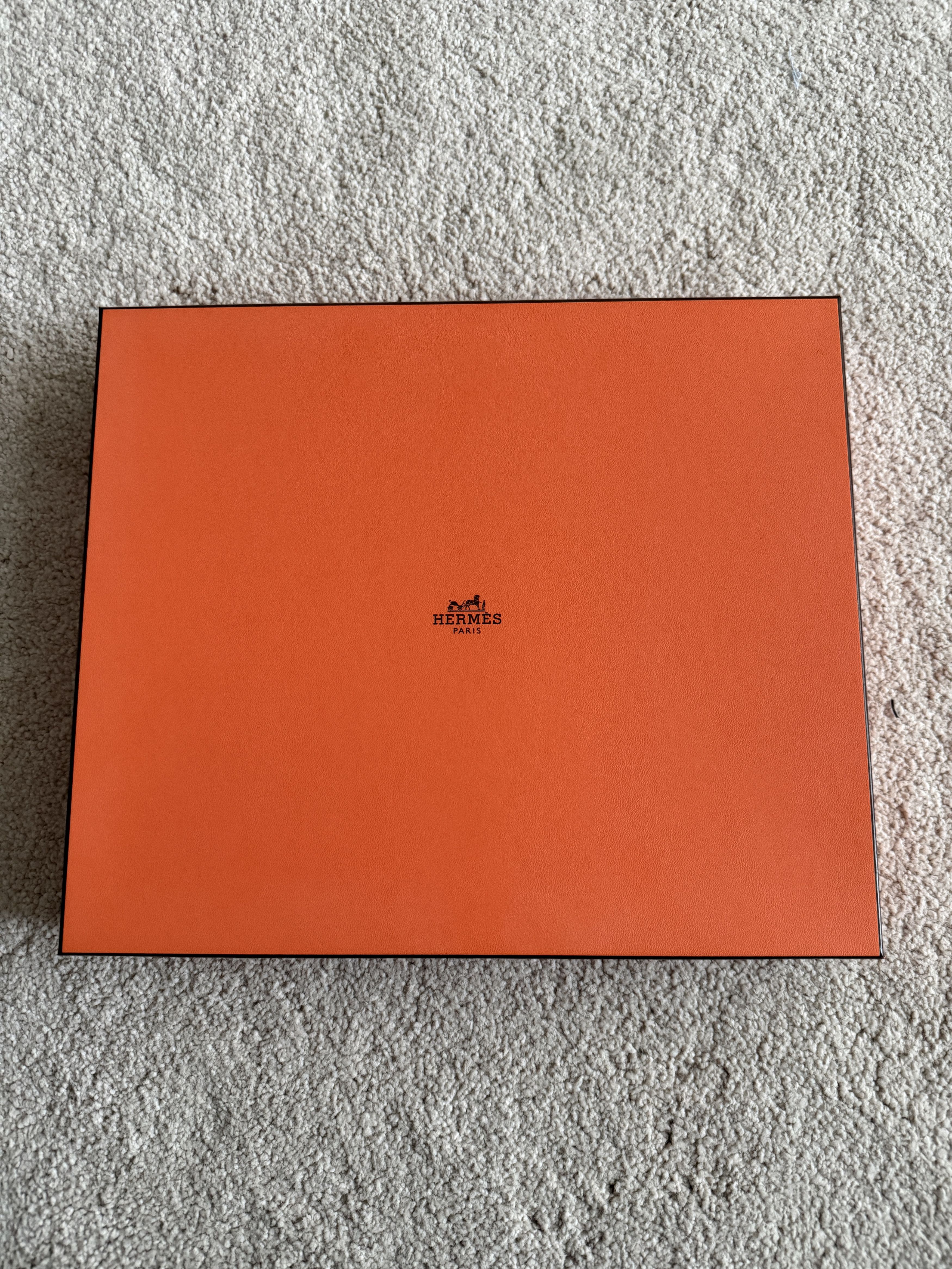 Hermes Authentic Hermes Large Gift Box - 11x13 Size ONE SIZE - 1 Thumbnail