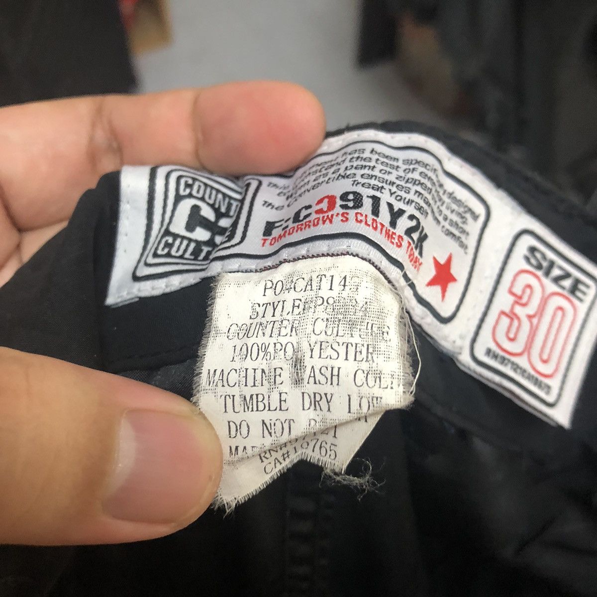 Japanese Brand Counter Culture Black Cargo Multipocket Pants #A340 Size US 30 / EU 46 - 21 Thumbnail