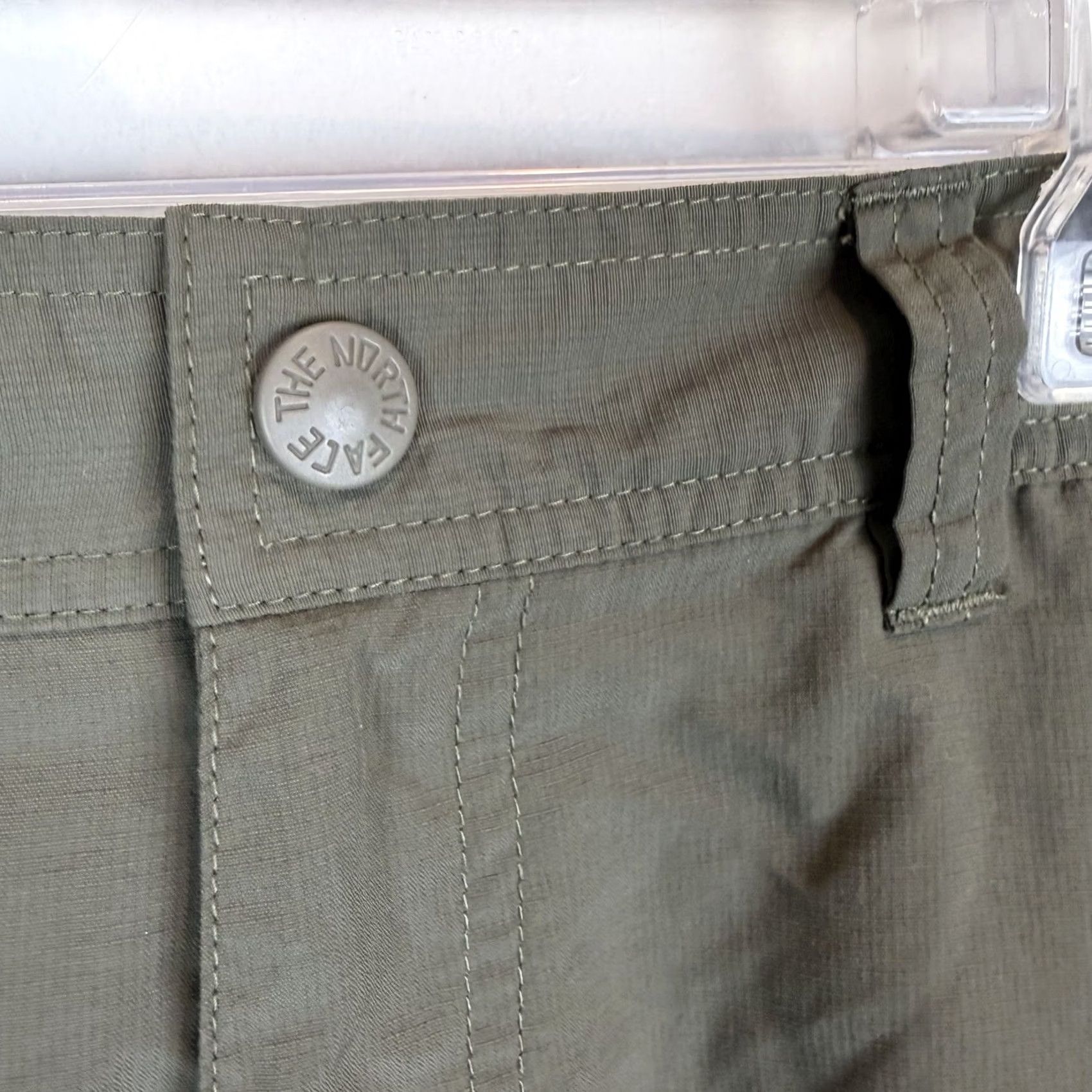 The North Face The North Face Shorts Mens 34 Green Lightweight Outdoor 9” Chino Flat Front Pocket Quick Dry Regular M Size US 34 / EU 50 - 5 Thumbnail