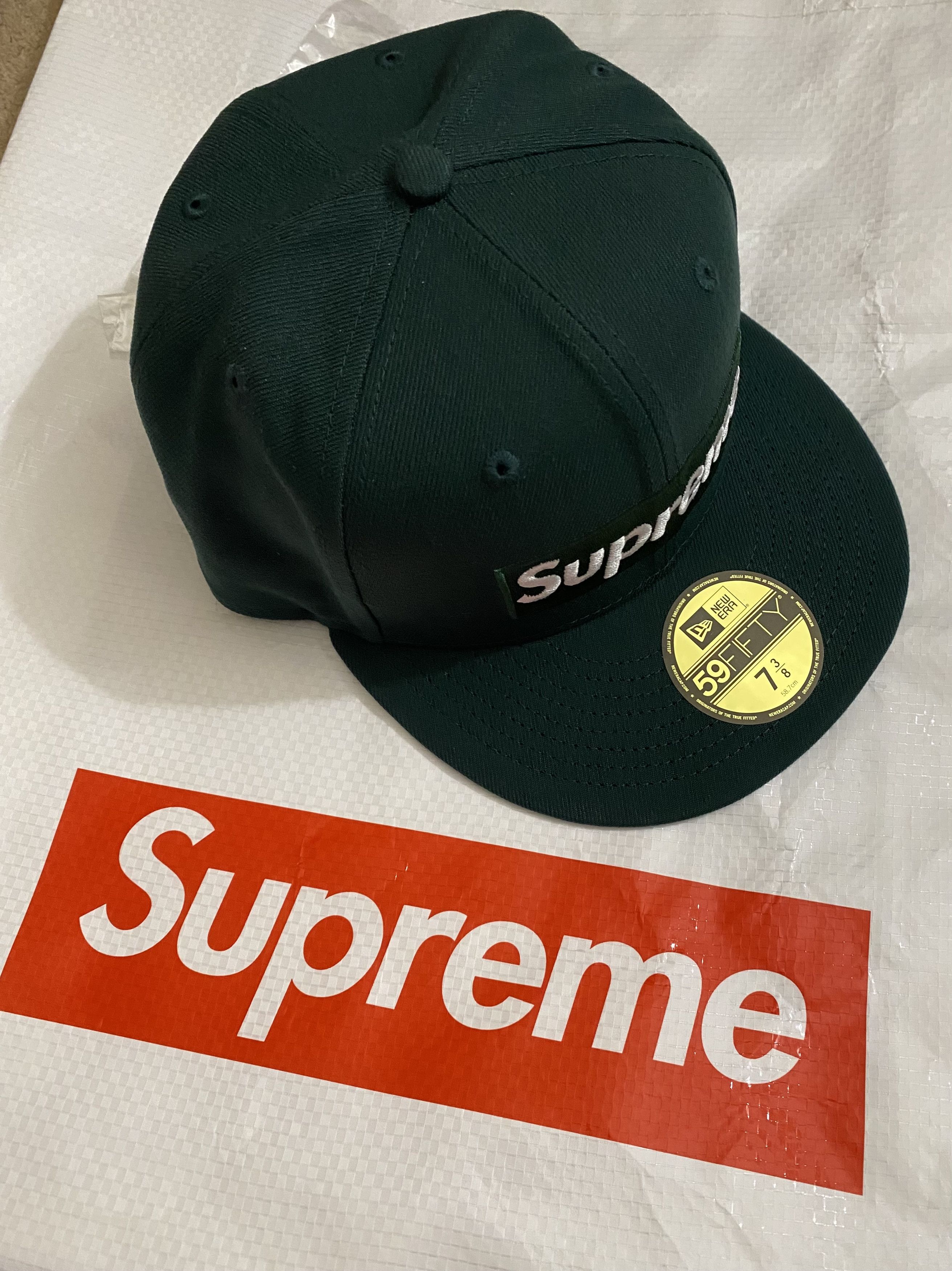 New Era × Supreme Supreme x New Era Devil S Logo Fitted Hat Size 7