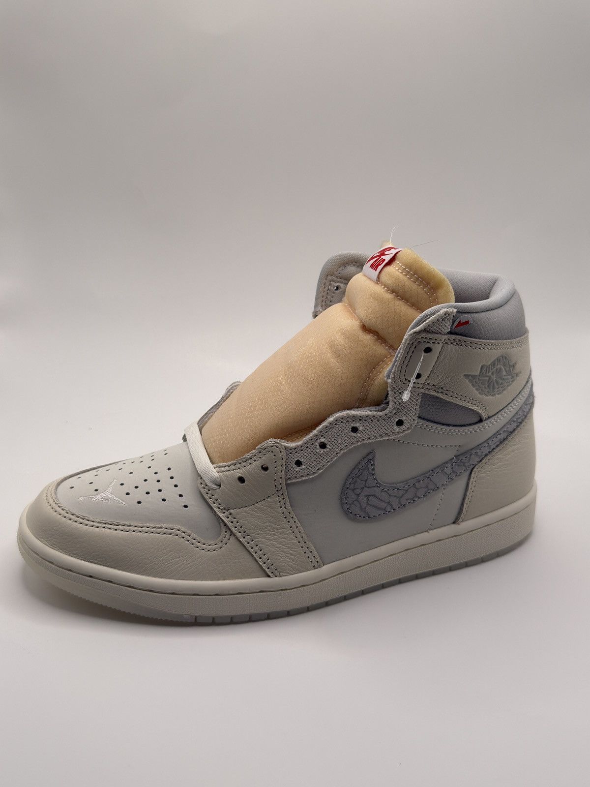 Jordan Brand Jordan 1 Retro High ‘Elephant Print Swoosh’ 9.5 Size US 9.5 / EU 42-43 - 2 Thumbnail