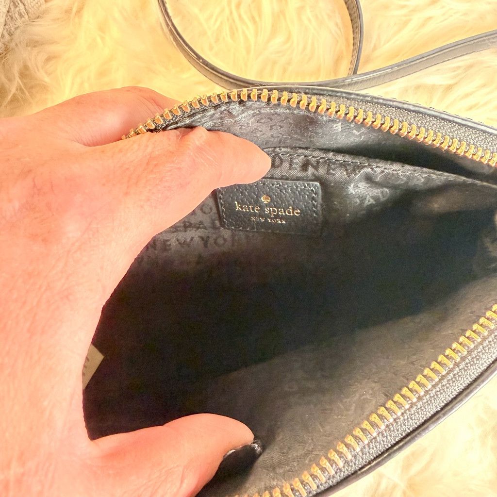 Kate Spade Kate Spade Leila Pebbled Leather Dome Crossbody - Black Size ONE SIZE - 6 Thumbnail