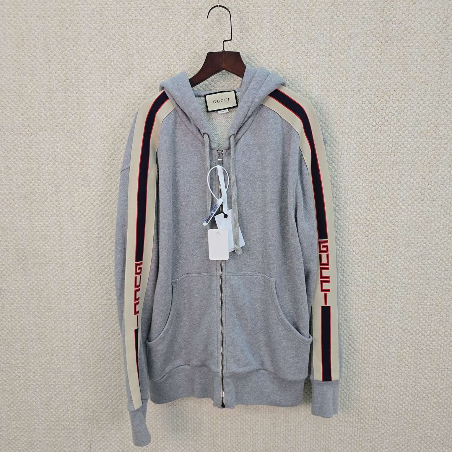 Gucci gucci striped logo hooded jacket size M Size US M / EU 48-50 / 2 - 1 Thumbnail