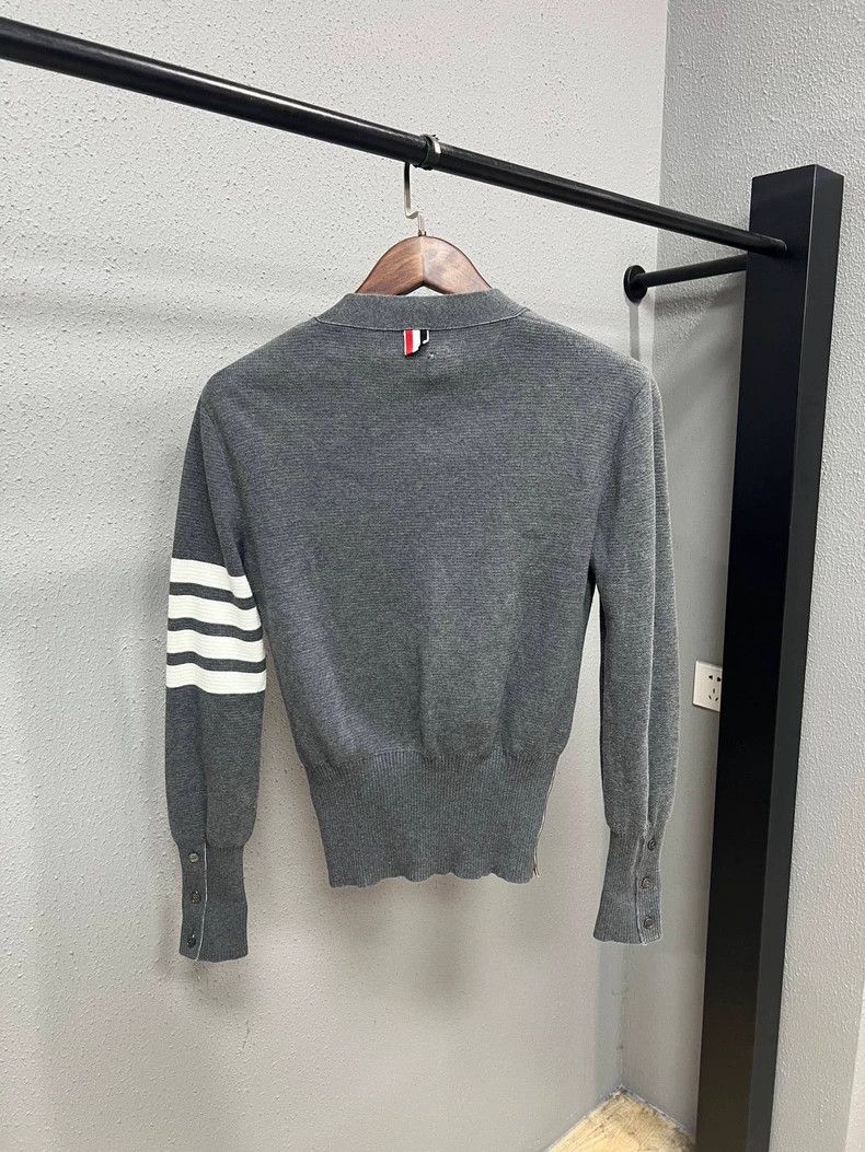 Thom Browne Thom Browne size40 Gray striped cardigan Size US XXS / EU 40 - 2 Thumbnail