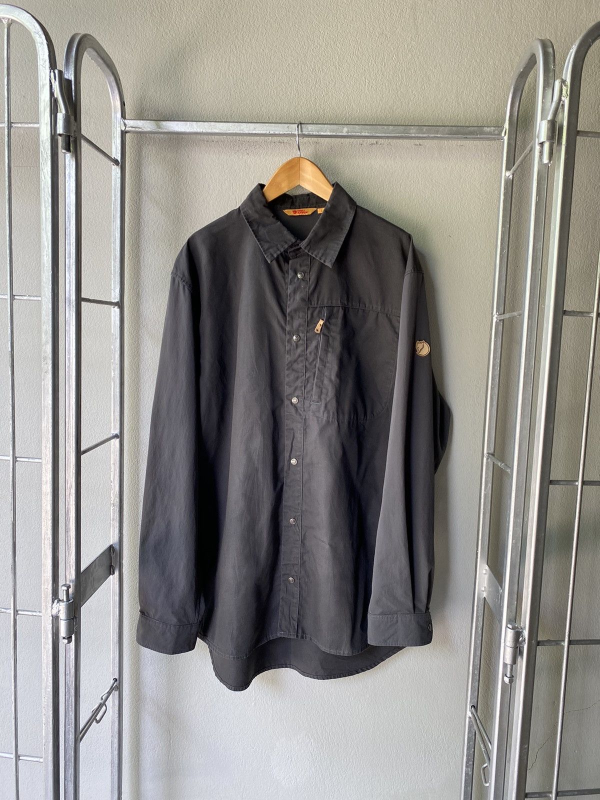 Fjallraven Fjall Raven Men G-1000 Dark Gray Long Sleeve Shirt Size US L / EU 52-54 / 3 - 15 Thumbnail