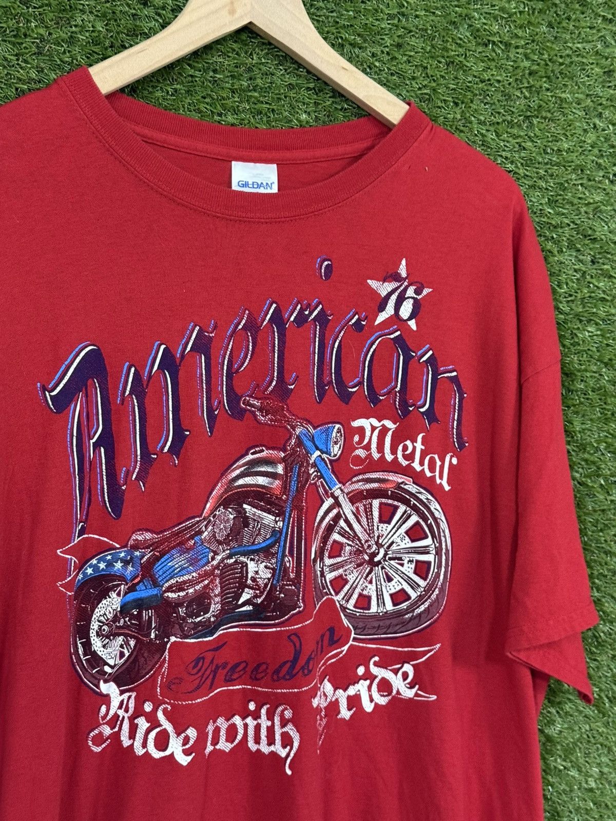 Gildan Vintage Gildan Red American Metal Motorcycle Script Tee Size US XXL / EU 58 / 5 - 2 Thumbnail