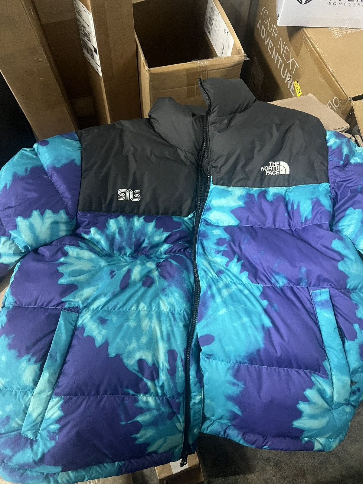 Sneakersnstuff × The North Face The north face x sneakersnstuff down puffer tie dye XL Size US XL / EU 56 / 4 - 1 Thumbnail
